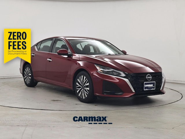 Red 2023 Nissan Altima Sedan Front-Wheel Drive Automatic