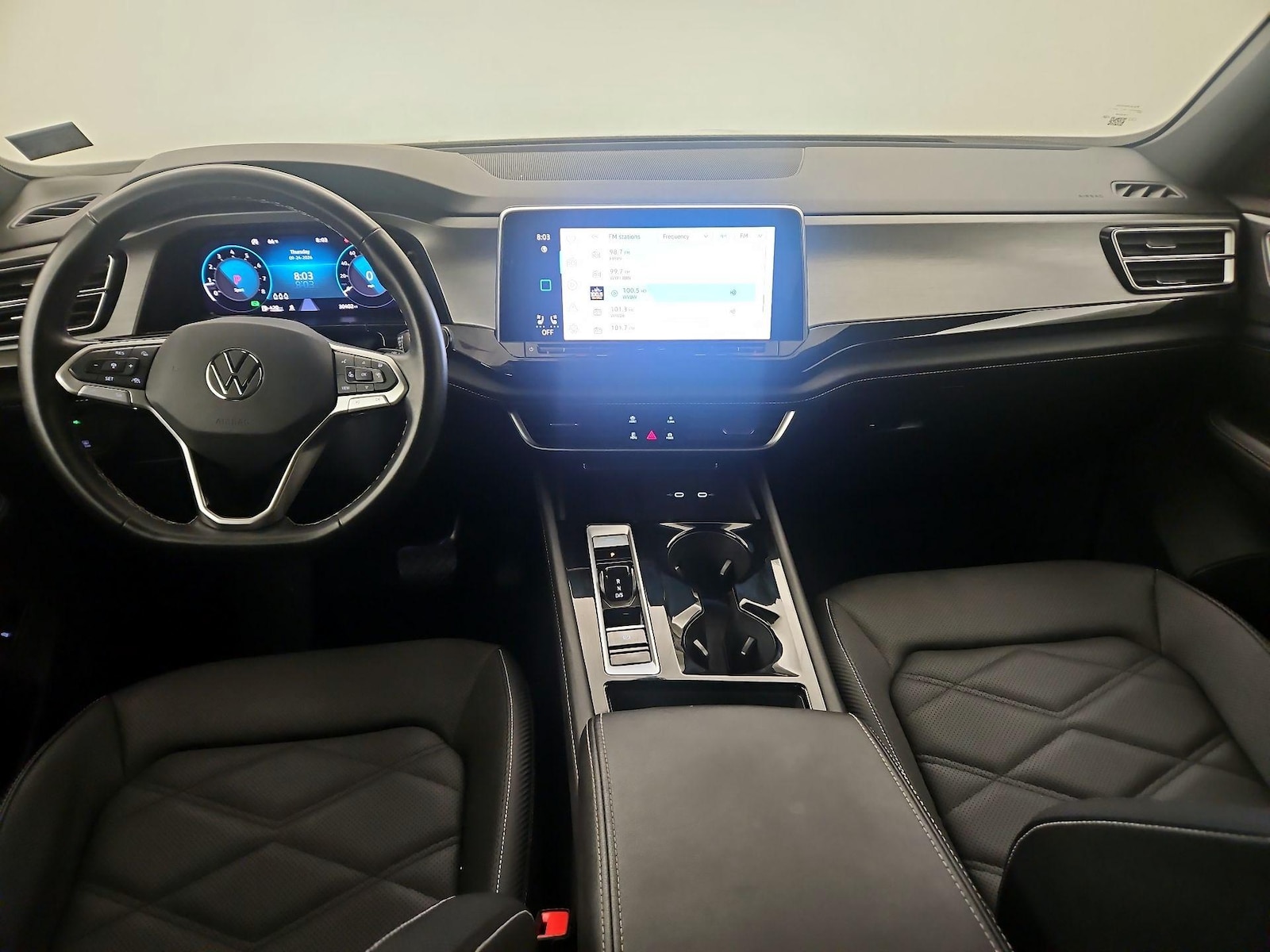 2025 Volkswagen Atlas Cross Sport SE w/Tech - Photo 10