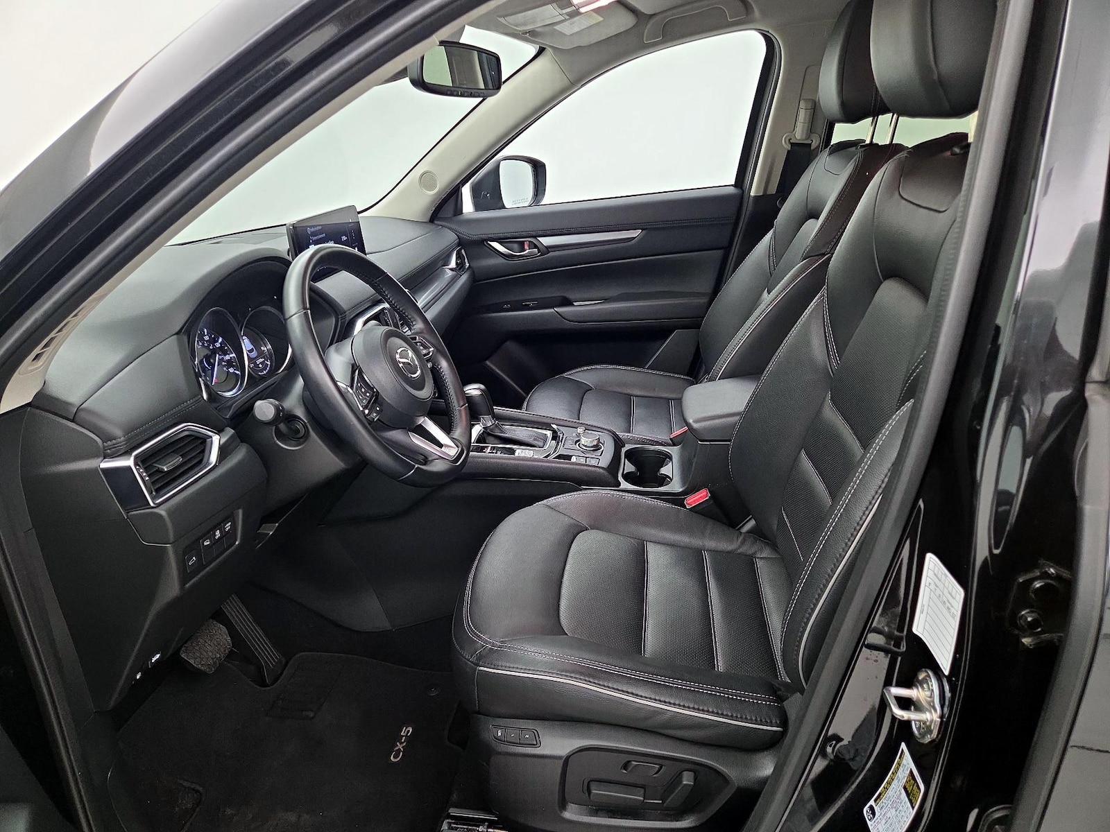 2025 Mazda CX-5 S Preferred package - Photo 12