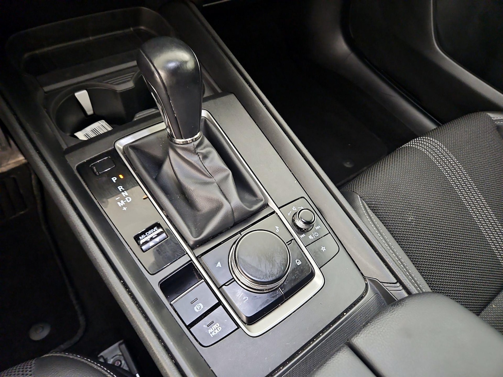 2025 Mazda CX-50 Premium - Photo 18