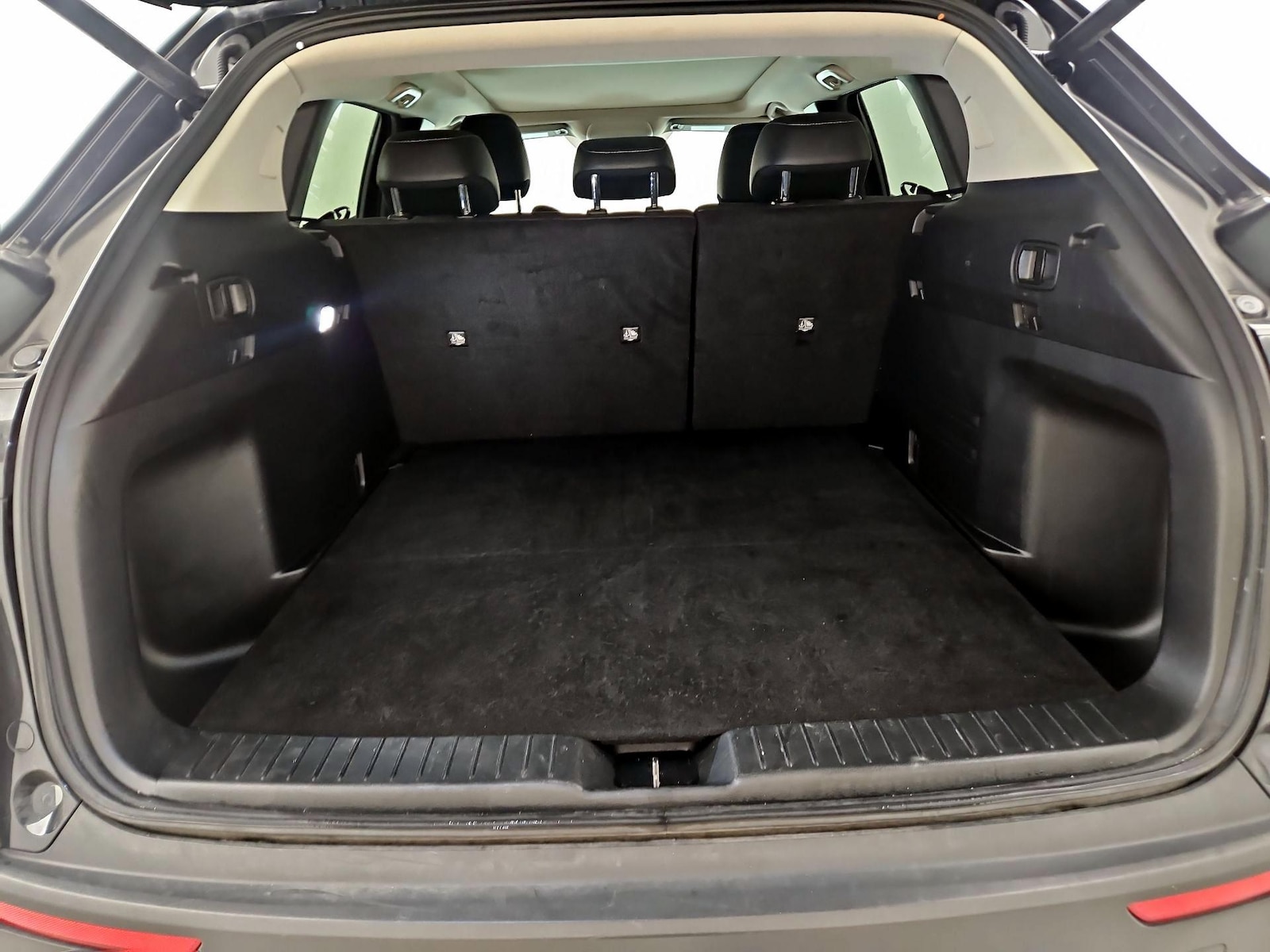 2025 Mazda CX-50 Premium - Photo 20
