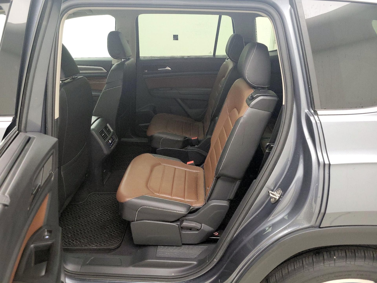 Rear Air Conditioning