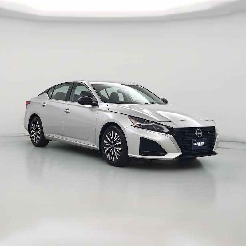 2024 Nissan Altima SV