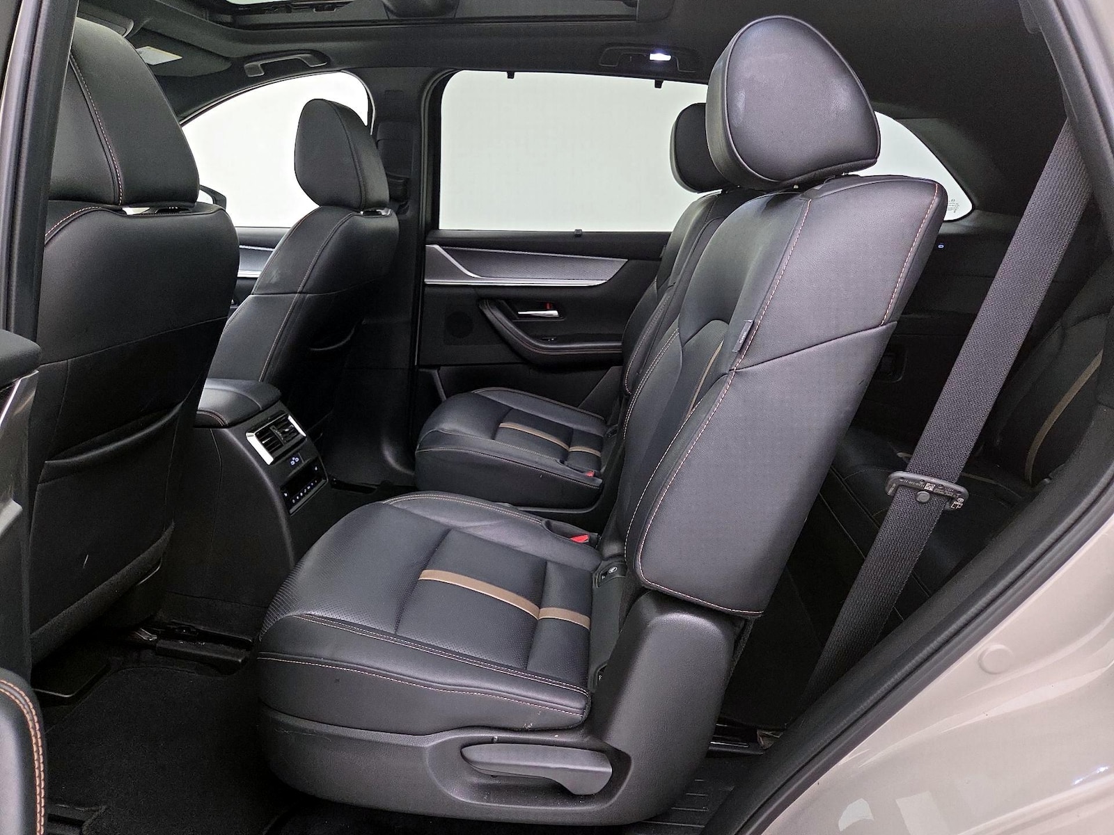 Rear Air Conditioning
