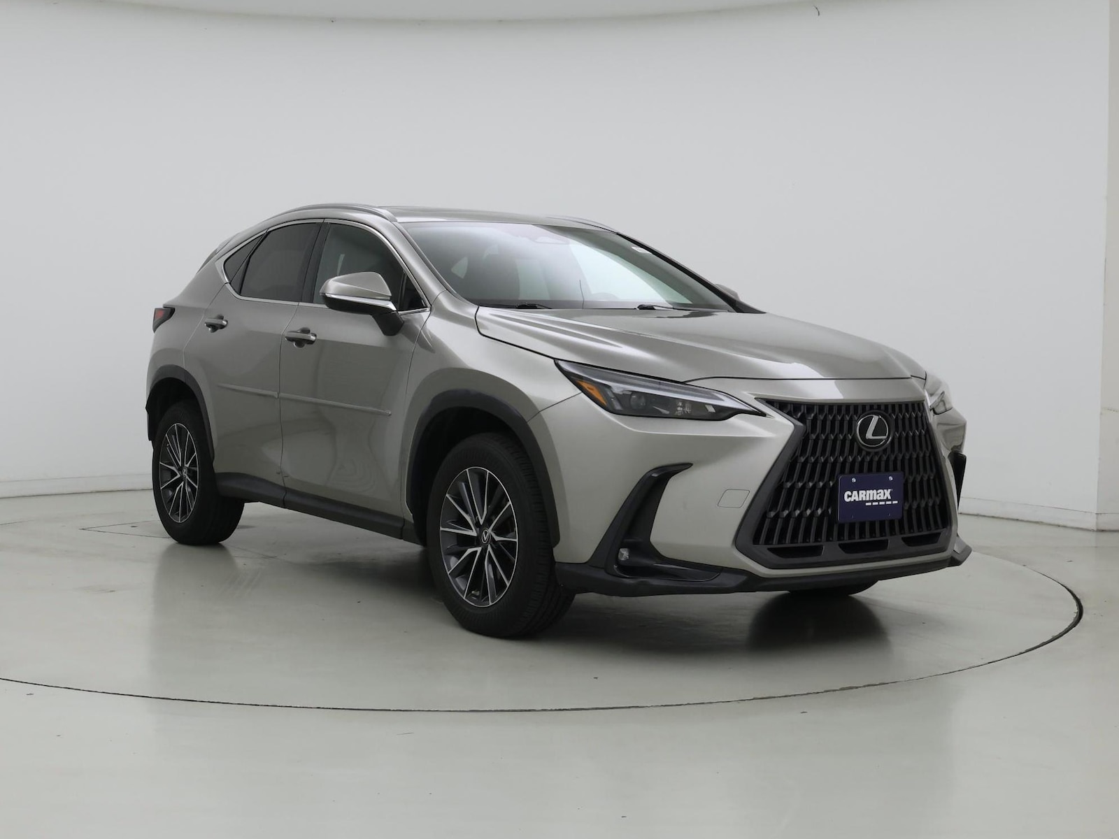 2022 Lexus NX 350 - Photo 2