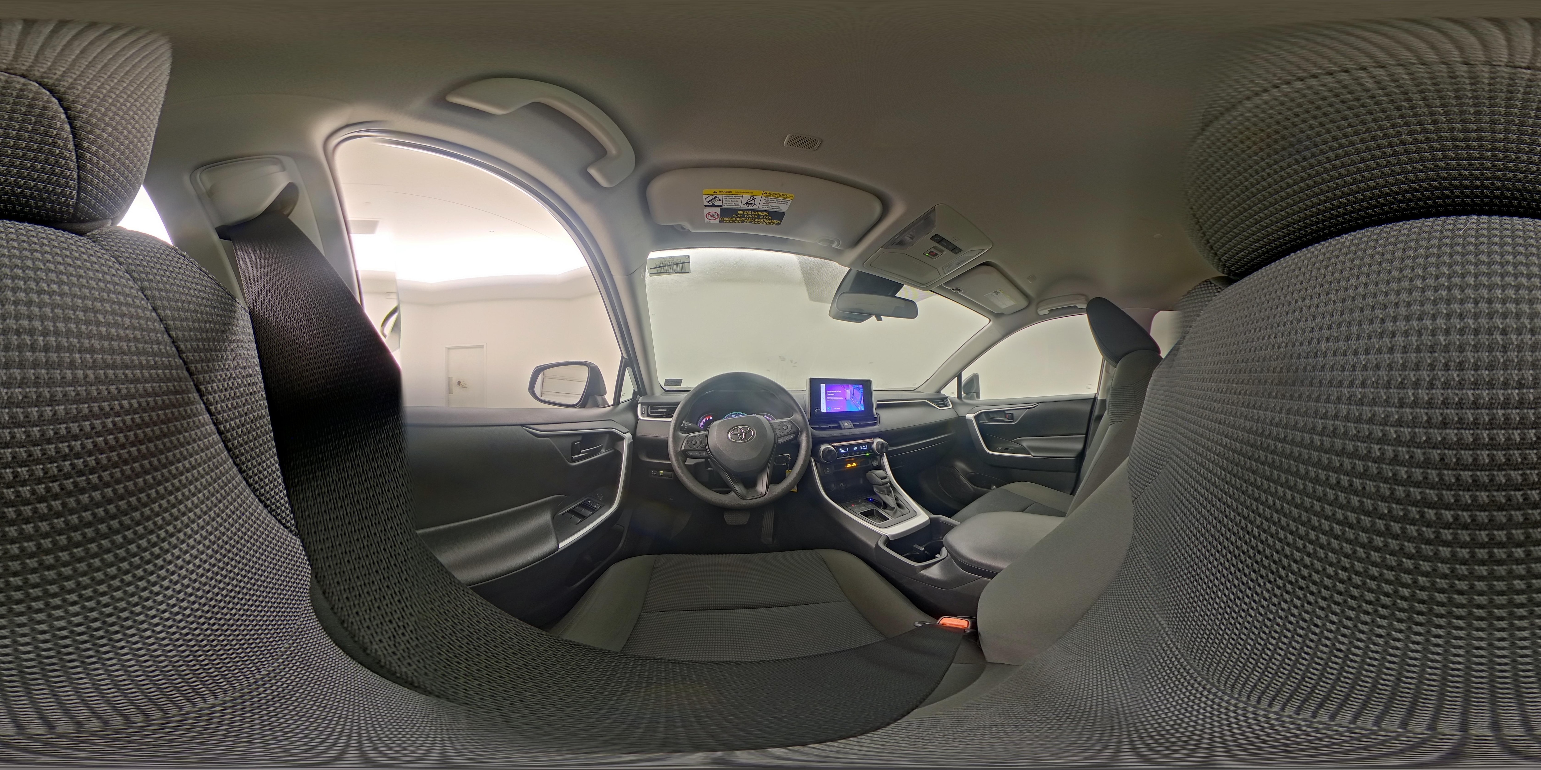 2025 Toyota RAV4 LE - Photo 26