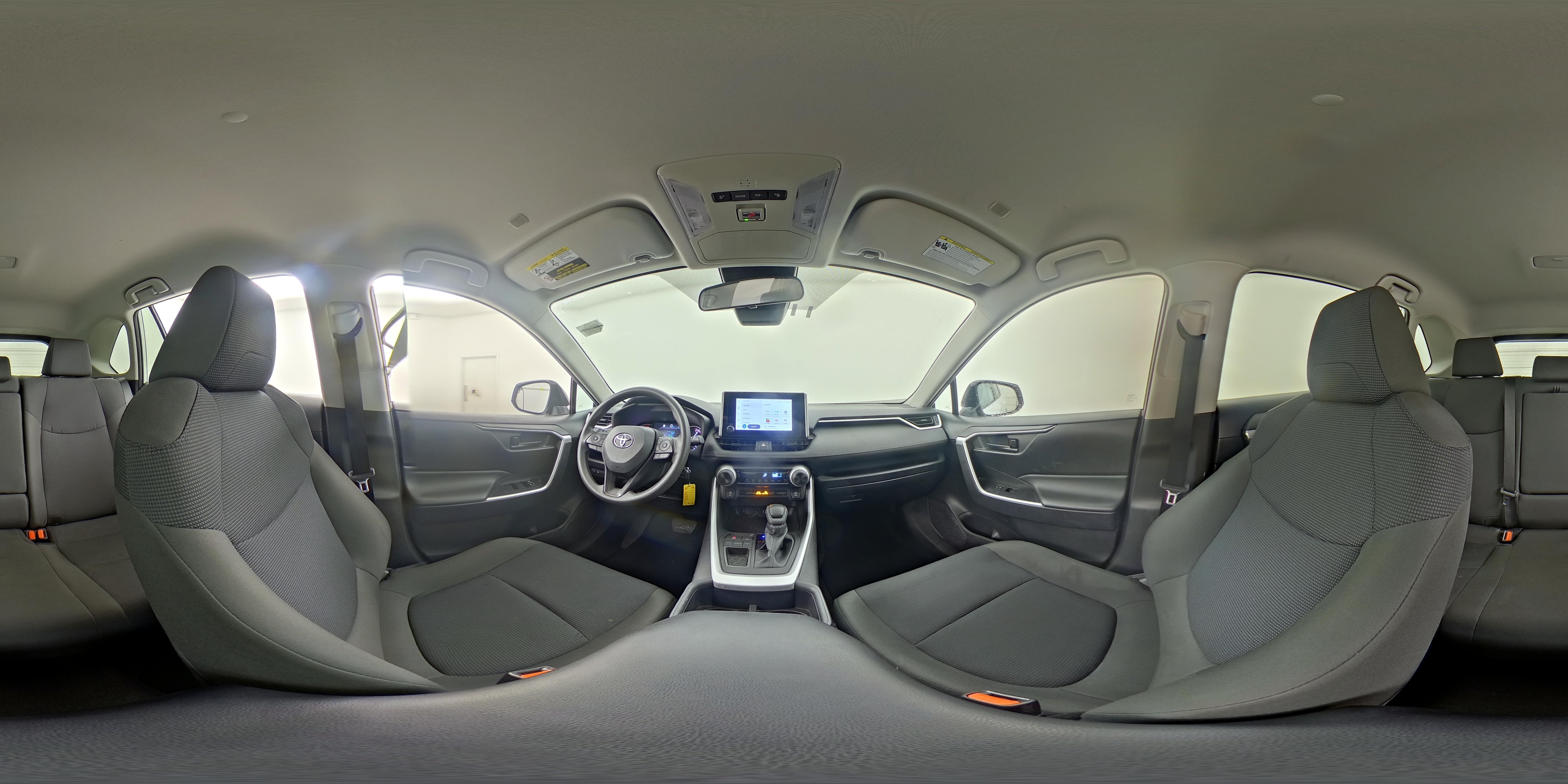 2025 Toyota RAV4 LE - Photo 24