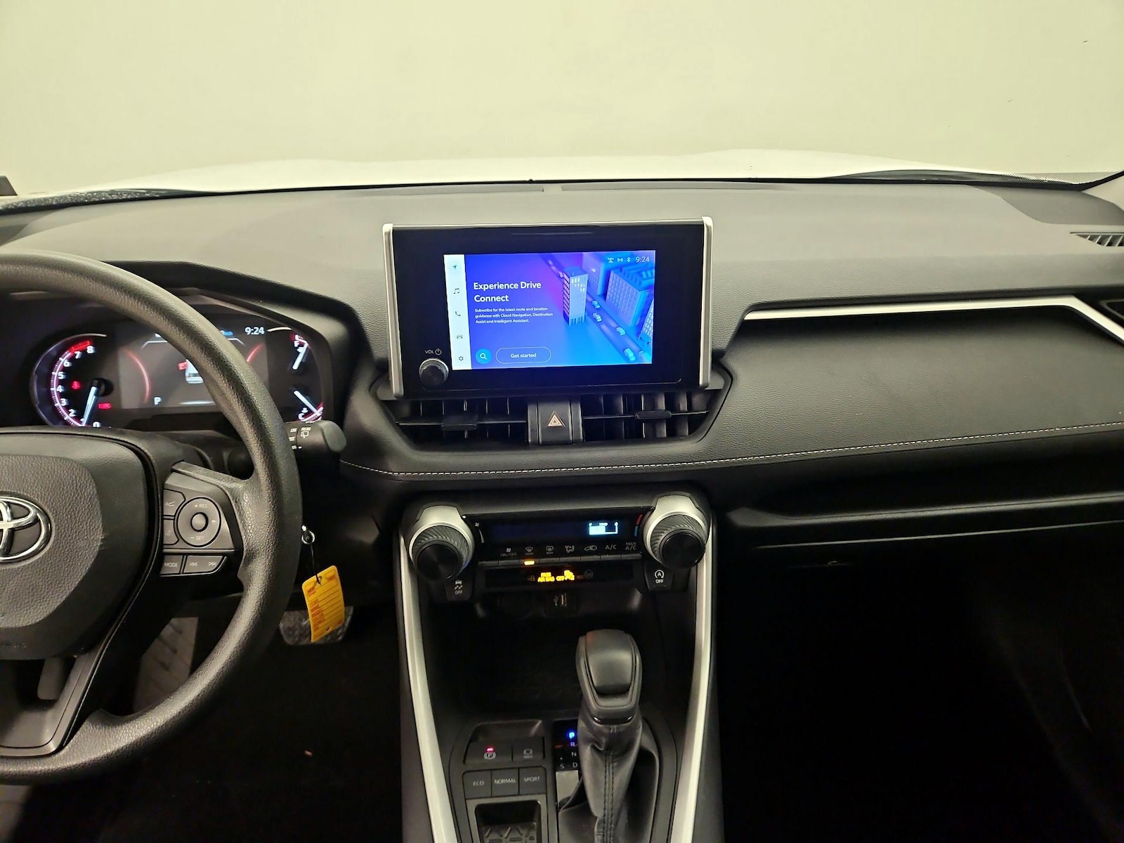 2025 Toyota RAV4 LE - Photo 10