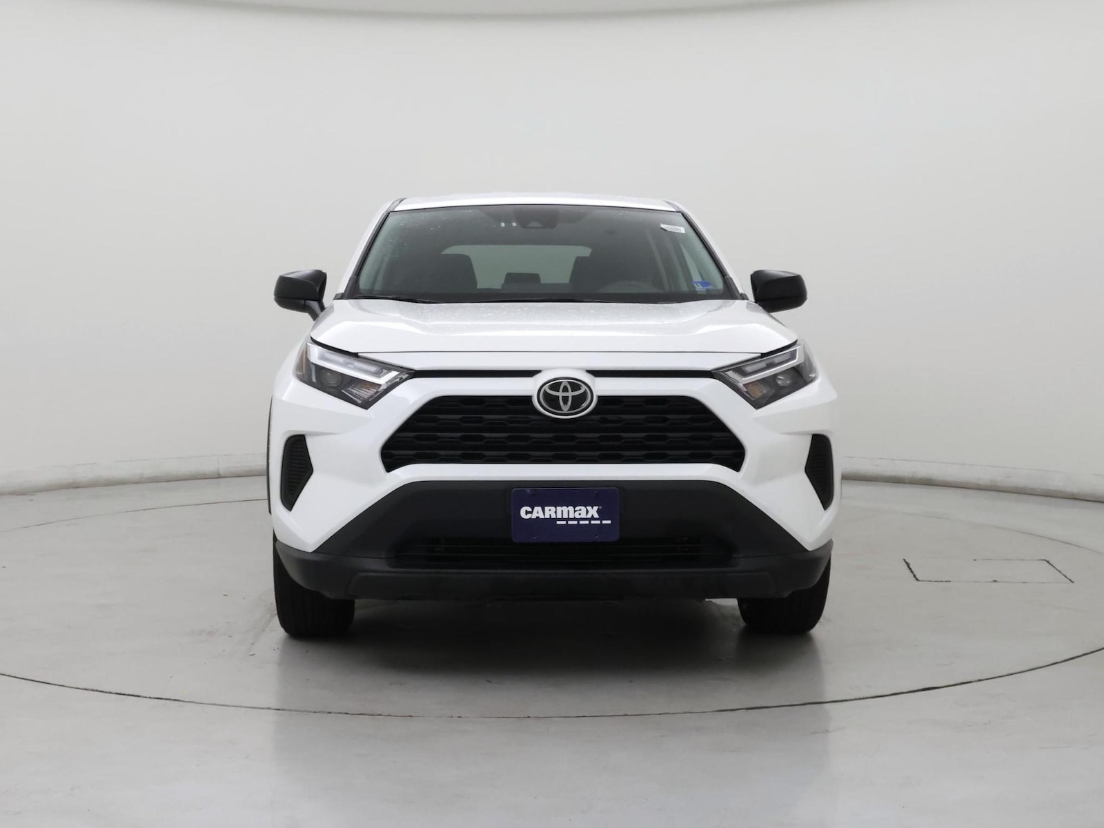 2025 Toyota RAV4 LE - Photo 6
