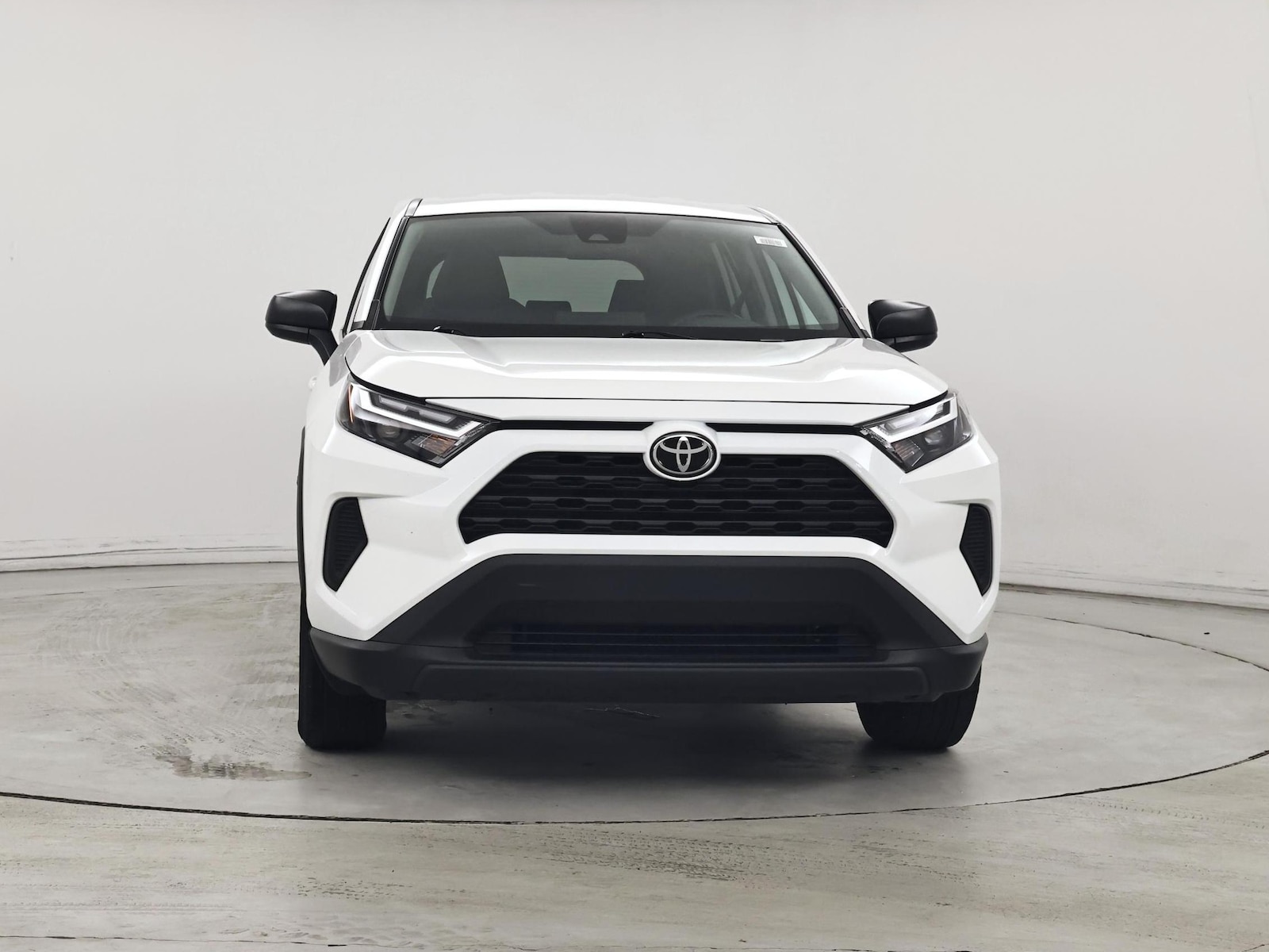 2025 Toyota RAV4 LE - Photo 6
