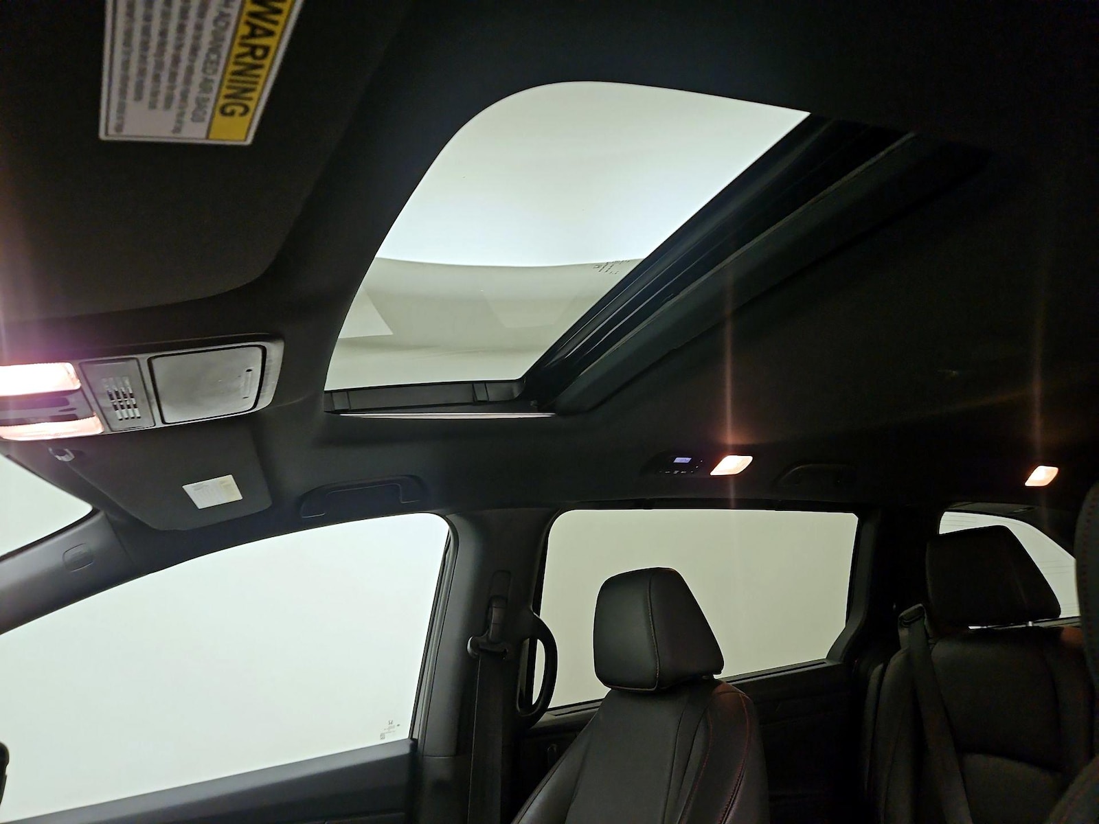 Sunroof(s) & Overhead Airbags