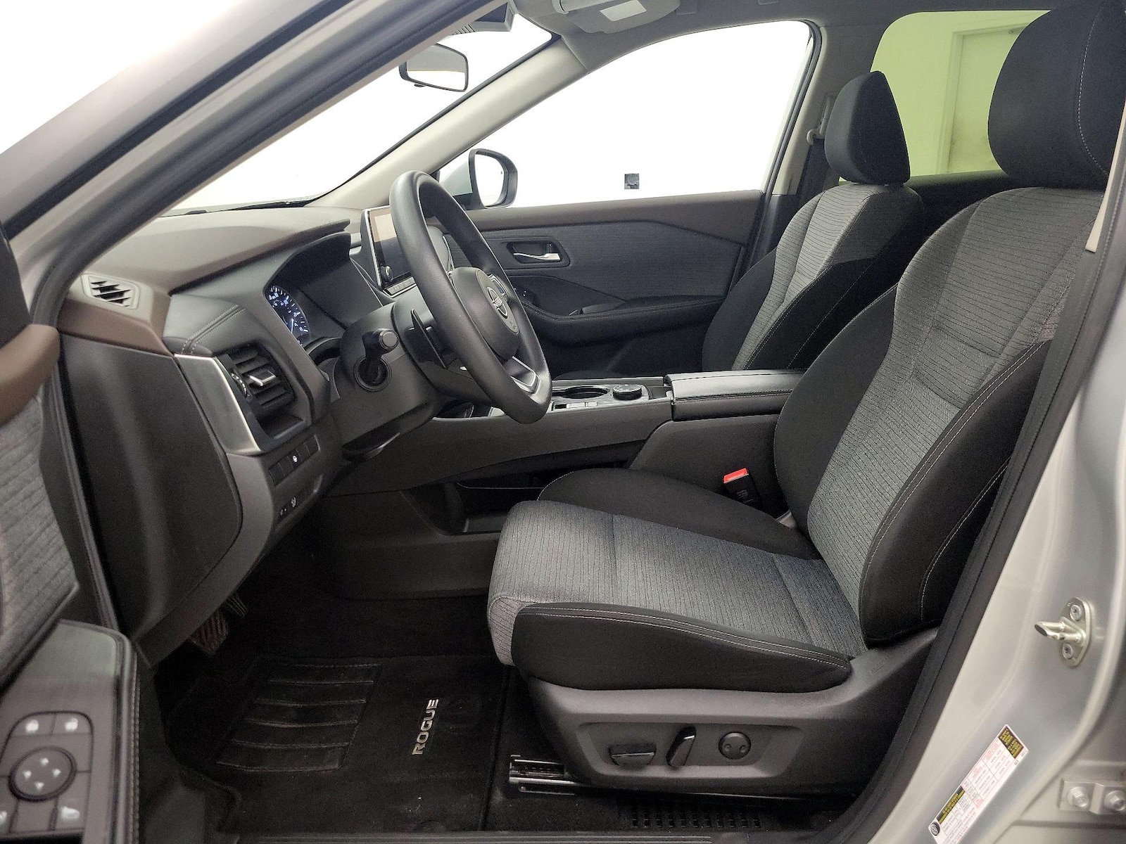 Power Seat(s) & Side Airbags