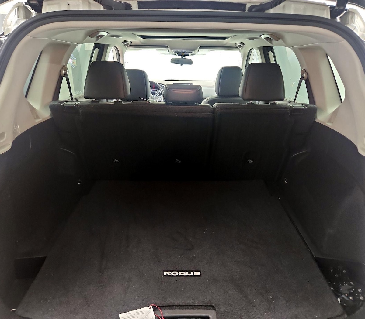 Trunk/Cargo (Seats Up)