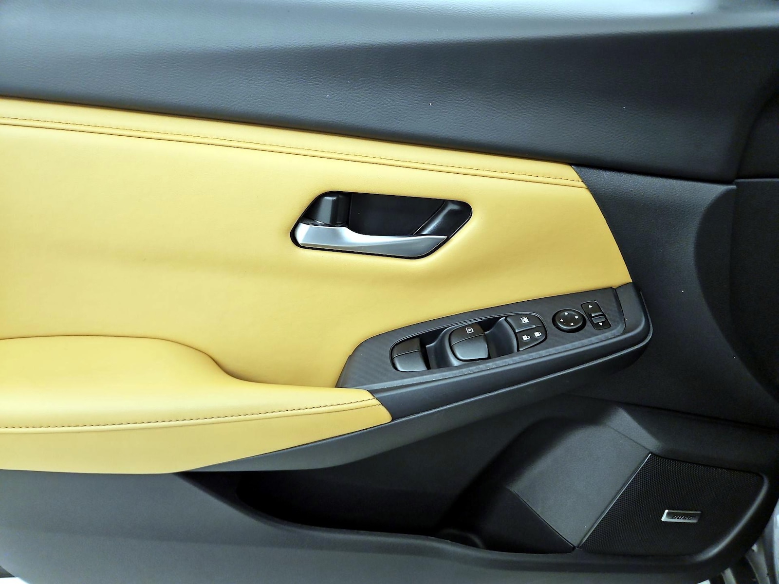 2024 Nissan Sentra SV - Photo 13
