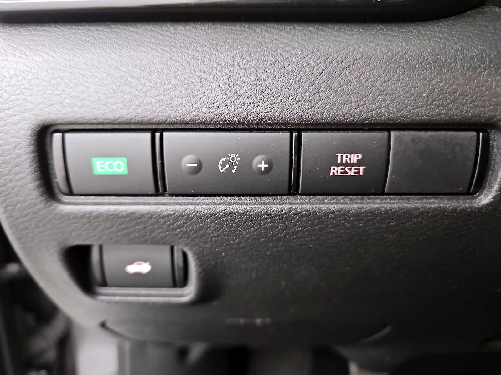2024 Nissan Sentra SV - Photo 14