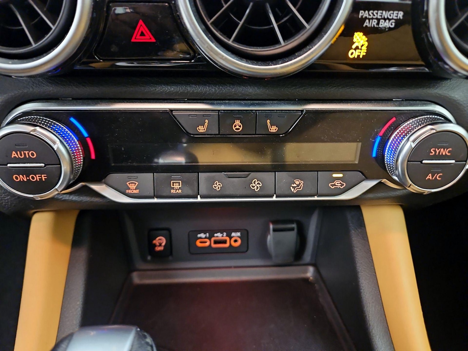 2024 Nissan Sentra SV - Photo 17