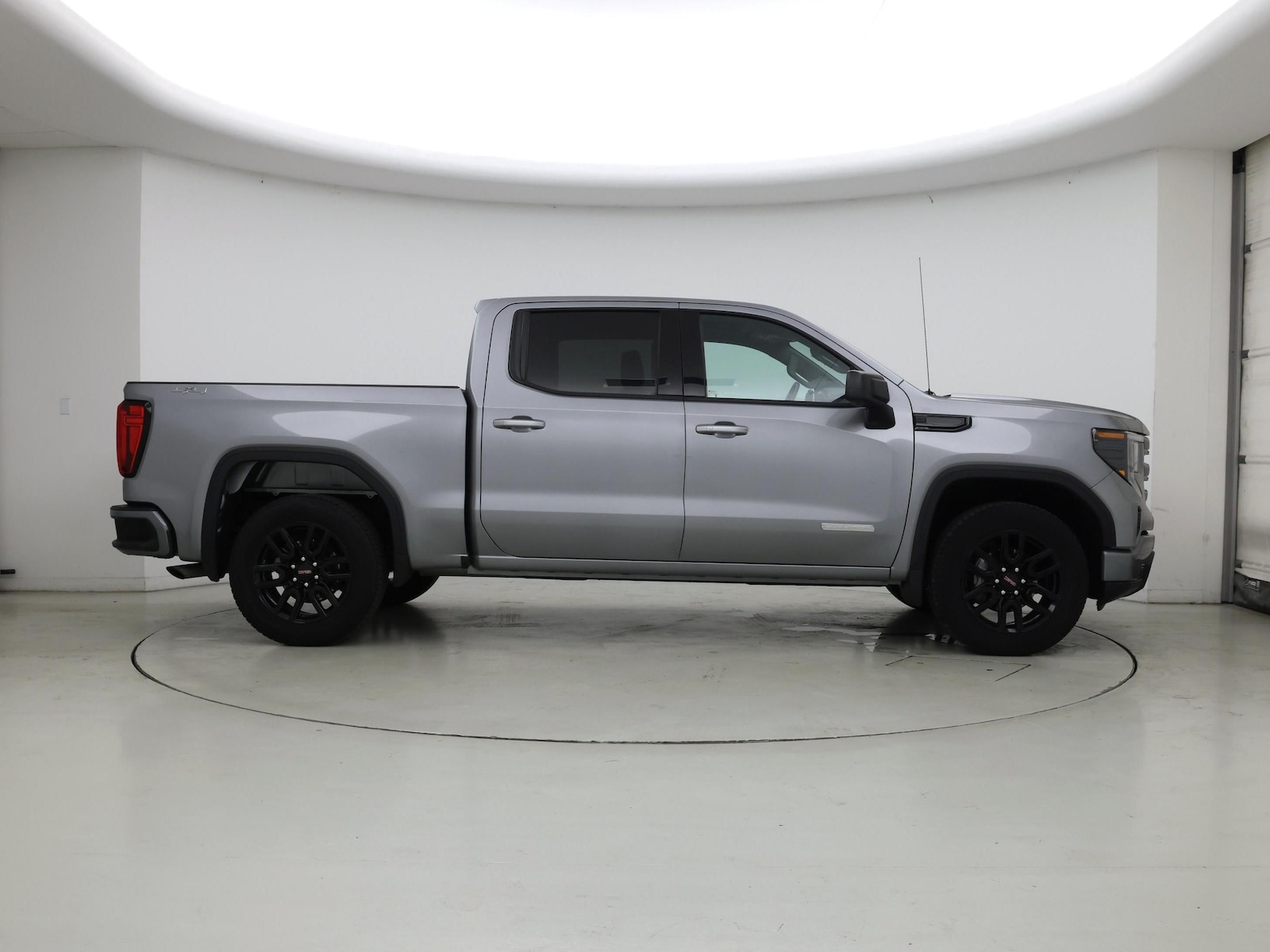 2024 GMC Sierra 1500 Elevation - Photo 8