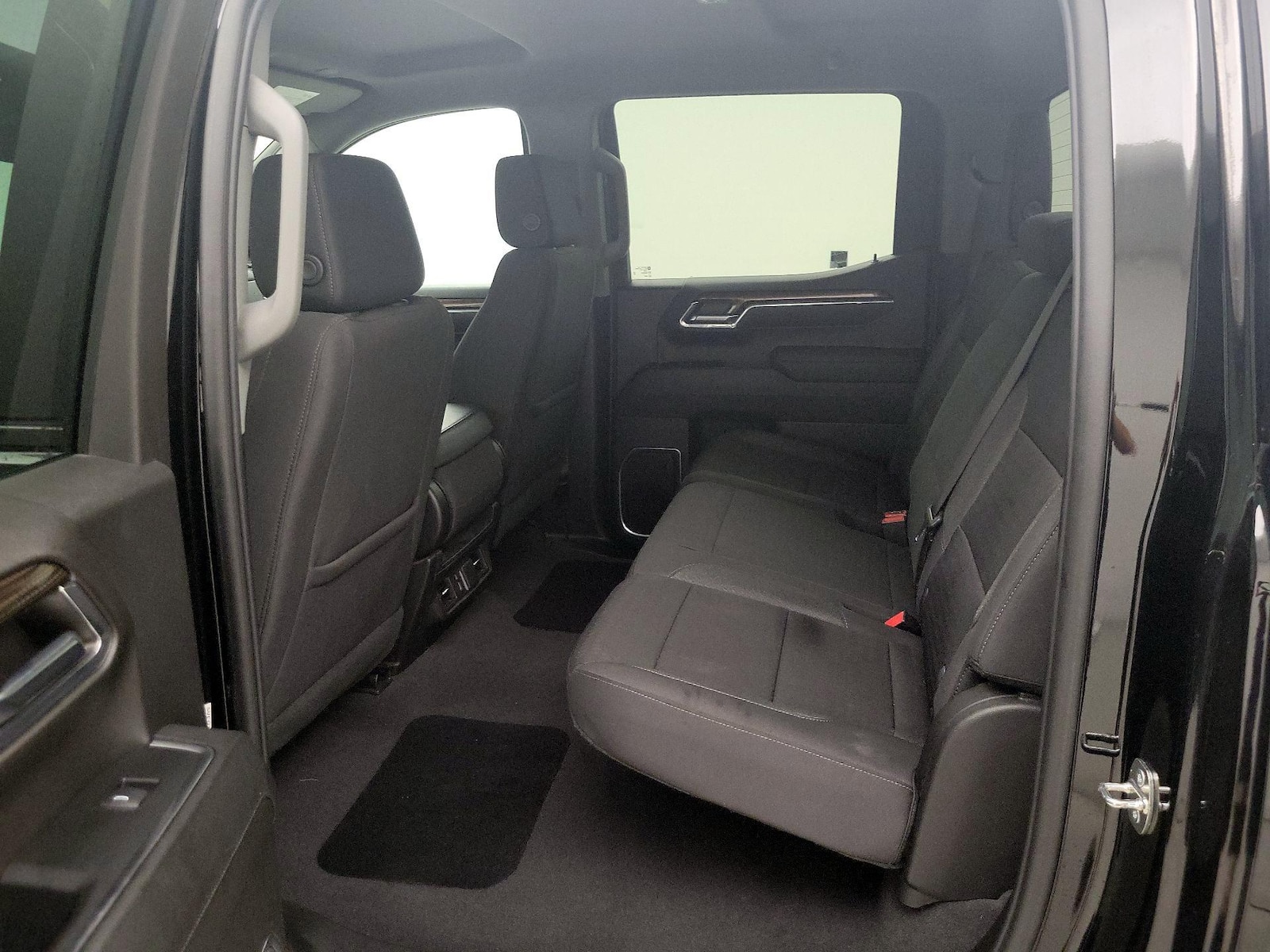 2023 Chevrolet Silverado 1500 LT - Photo 20