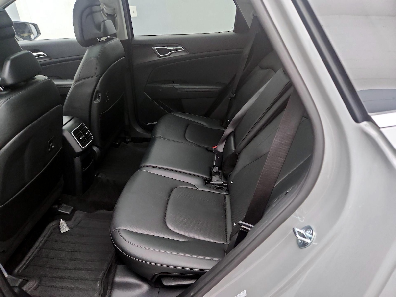 2026 Kia Sportage EX - Photo 21