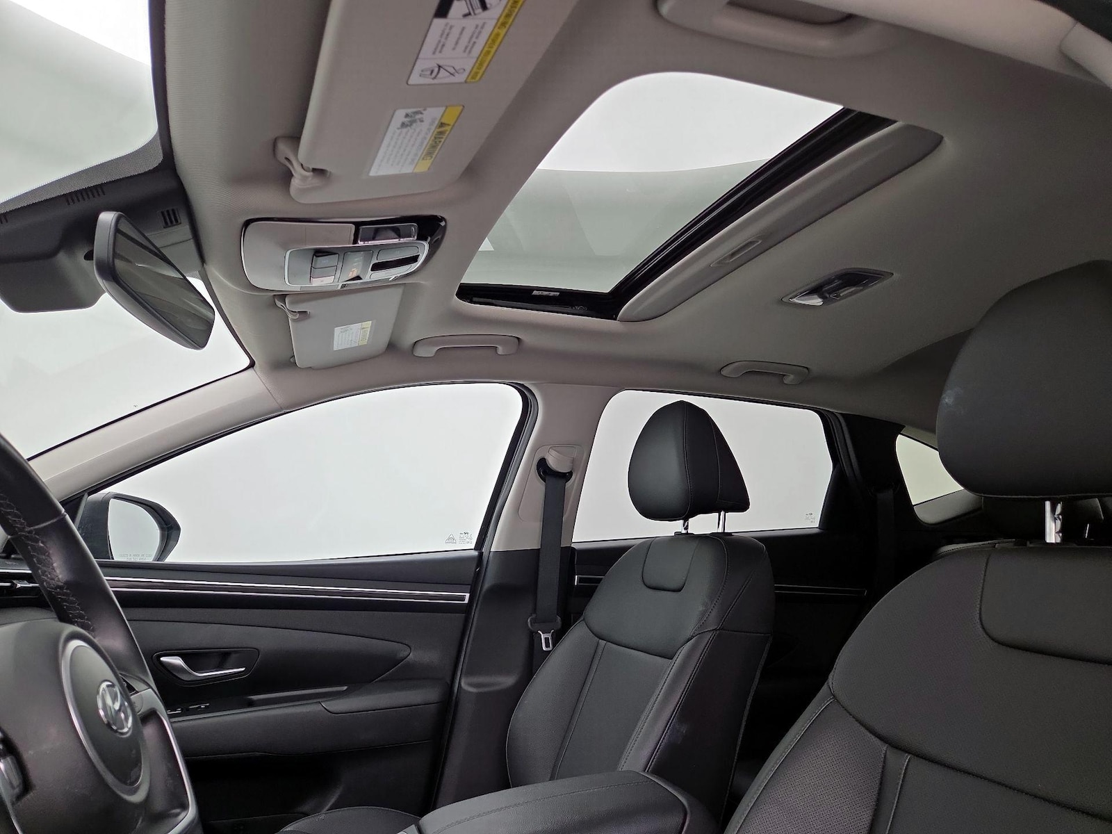 Sunroof(s) & Overhead Airbags