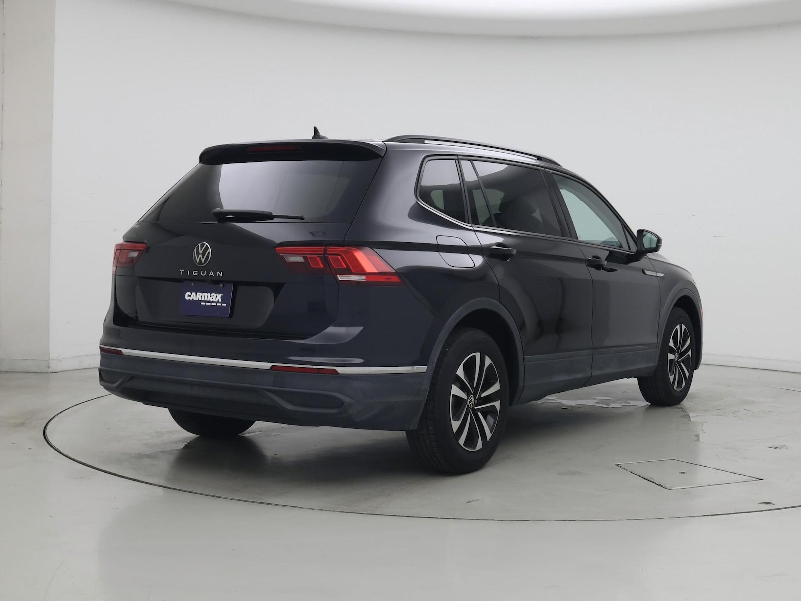 2023 Volkswagen Tiguan S - Photo 9