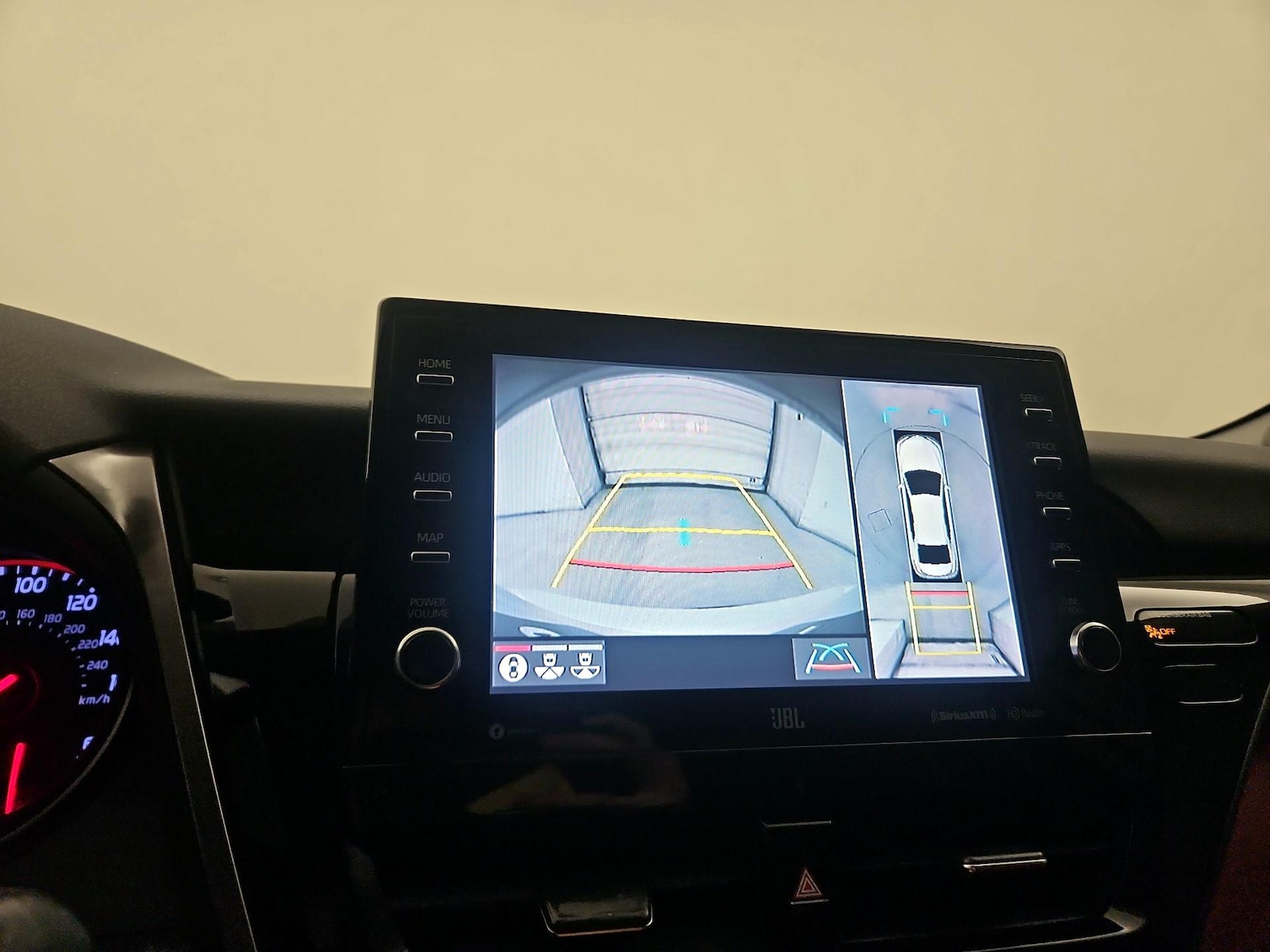 2021 Toyota Camry XSE - Photo 16