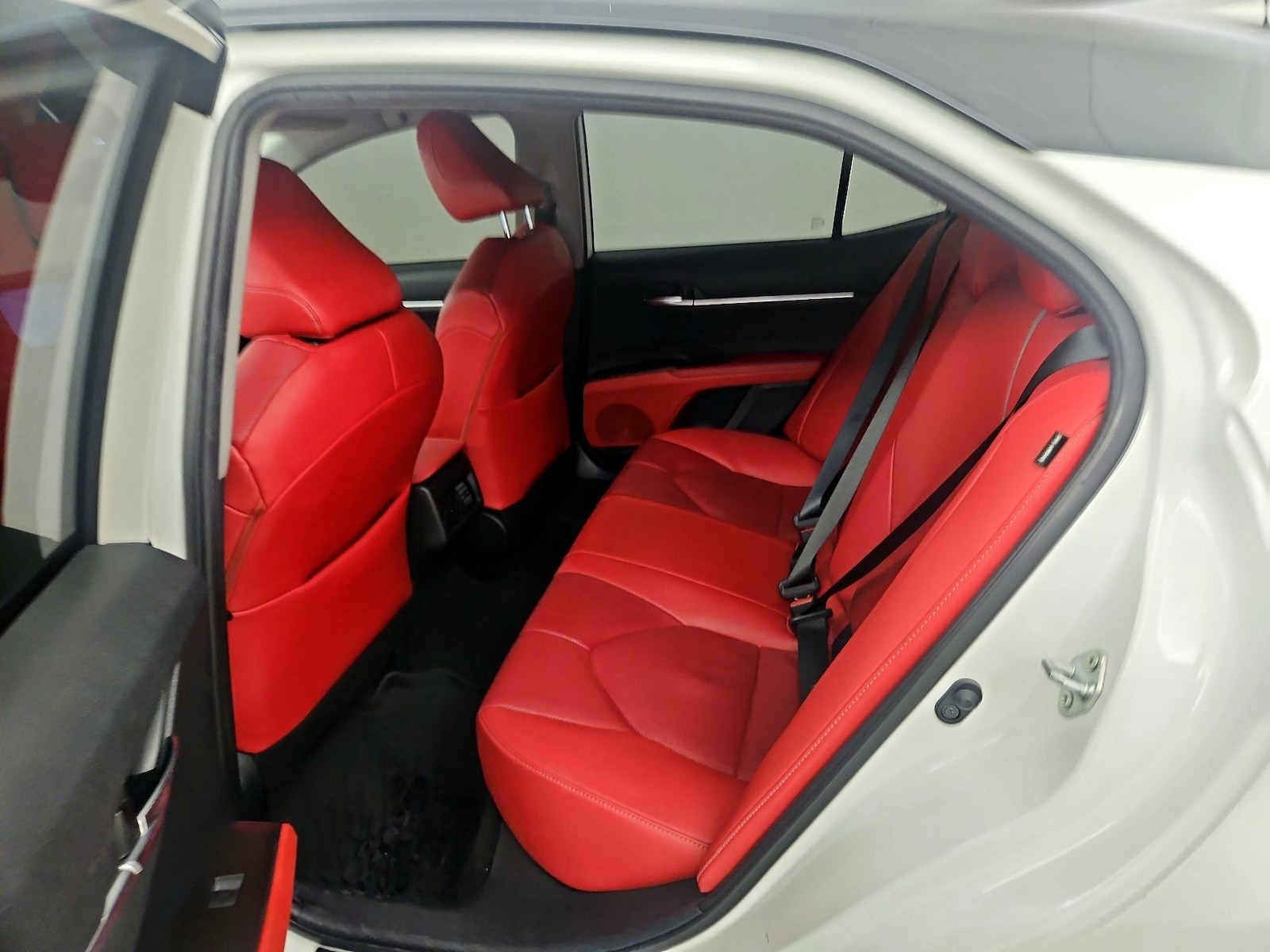 2021 Toyota Camry XSE - Photo 22