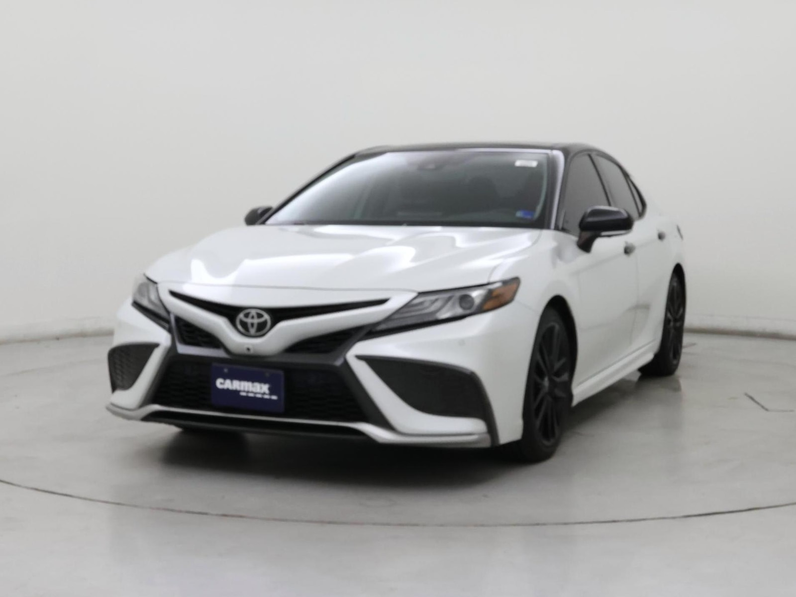 2021 Toyota Camry XSE - Photo 5