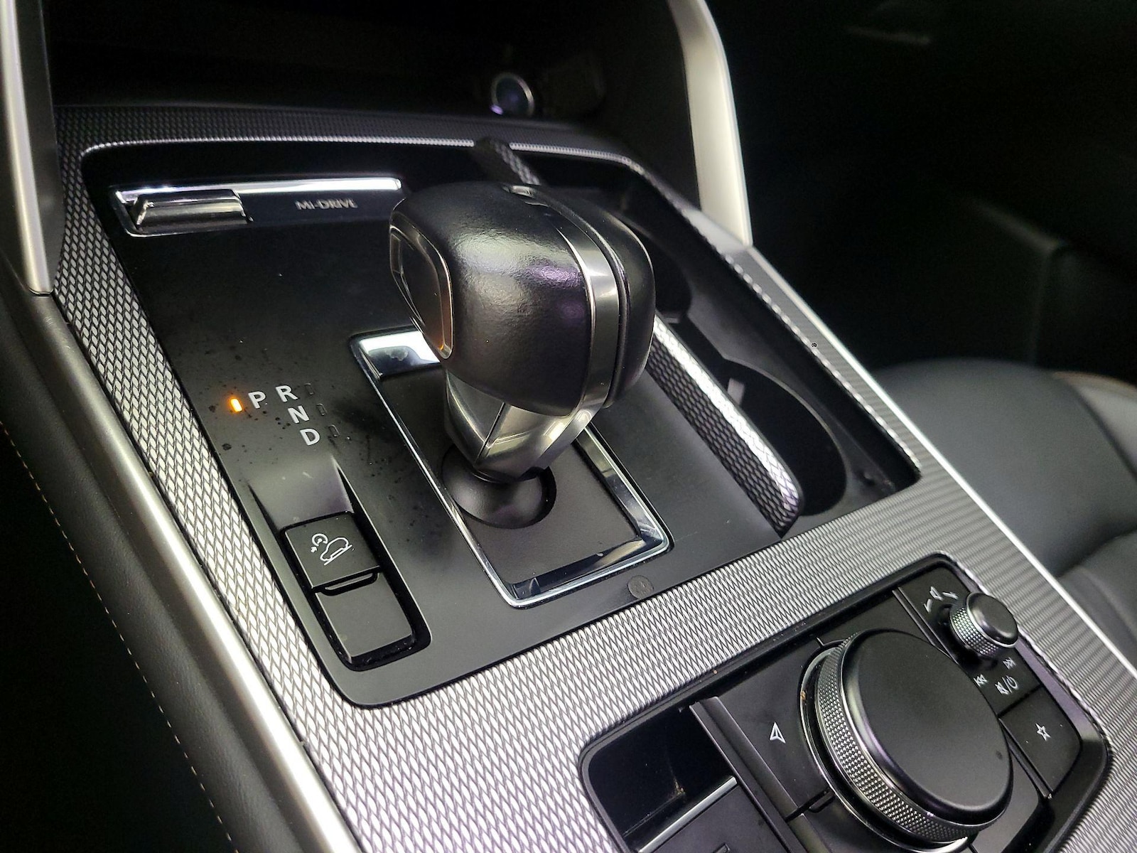 2025 Mazda CX-90 Preferred Package - Photo 17