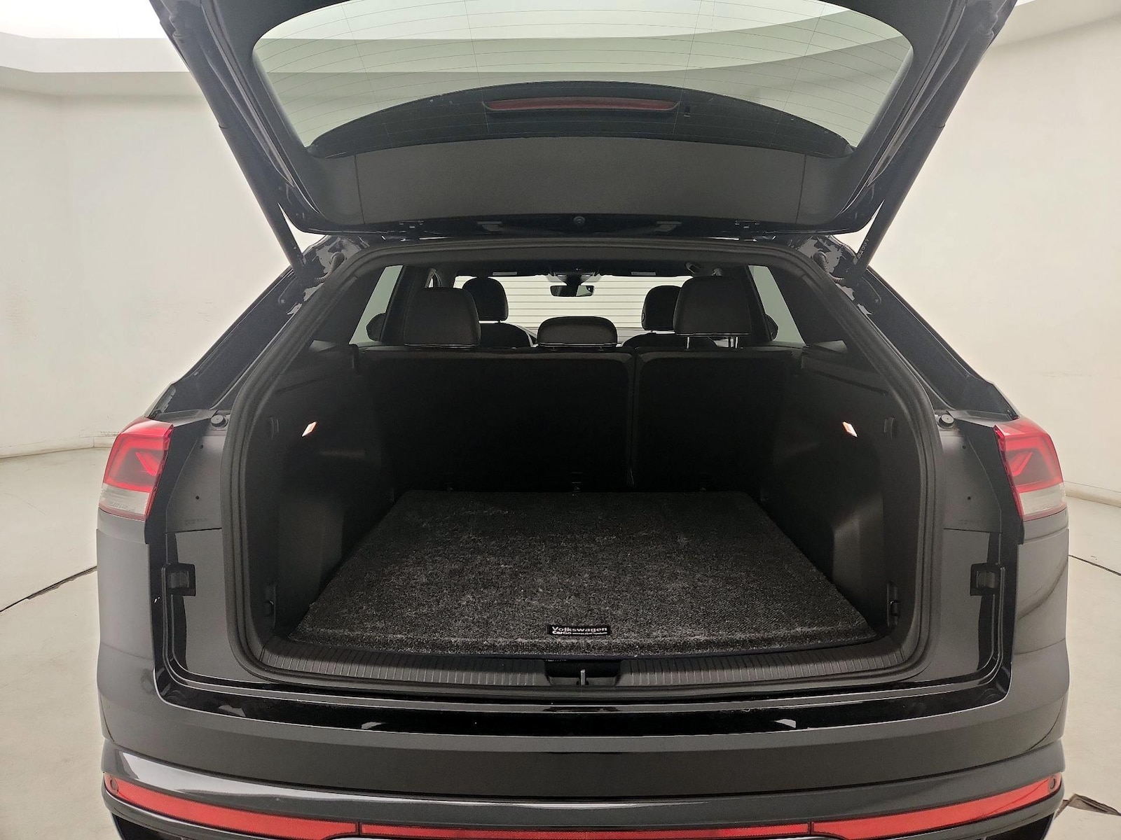 2023 Volkswagen Atlas Cross Sport SEL R-Line Black - Photo 21