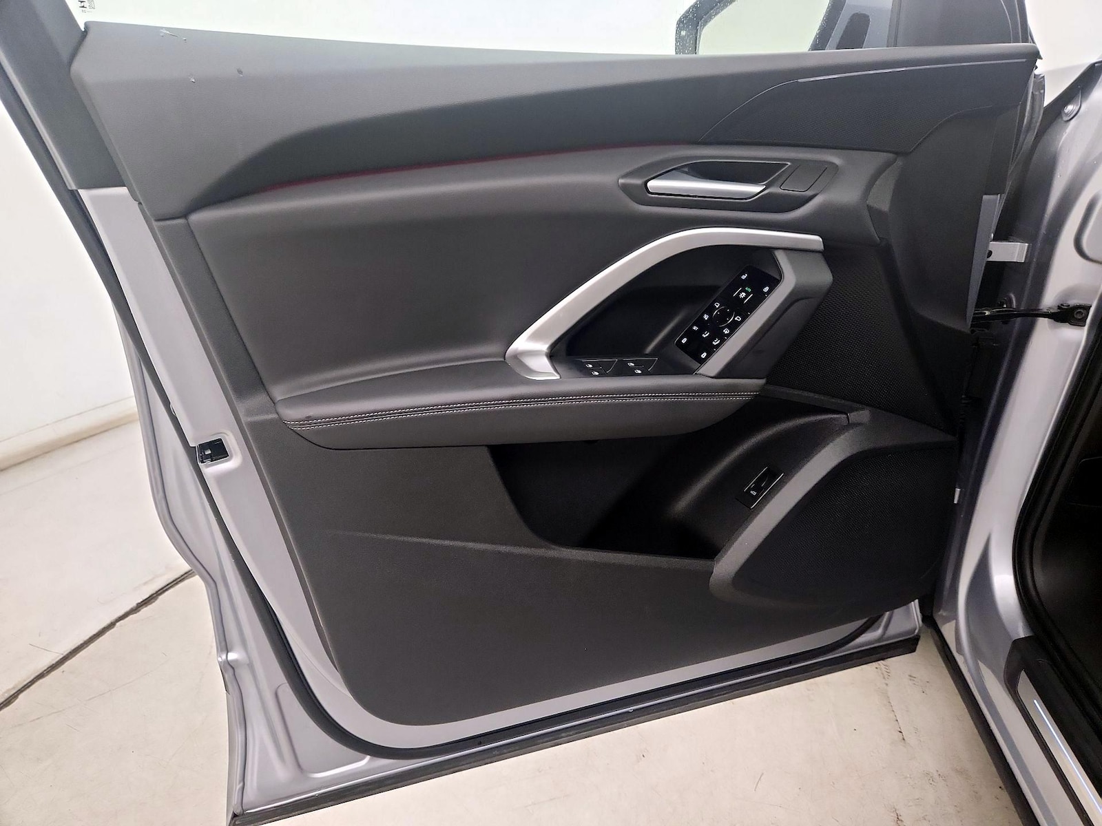 2025 Audi Q5 Premium - Photo 11