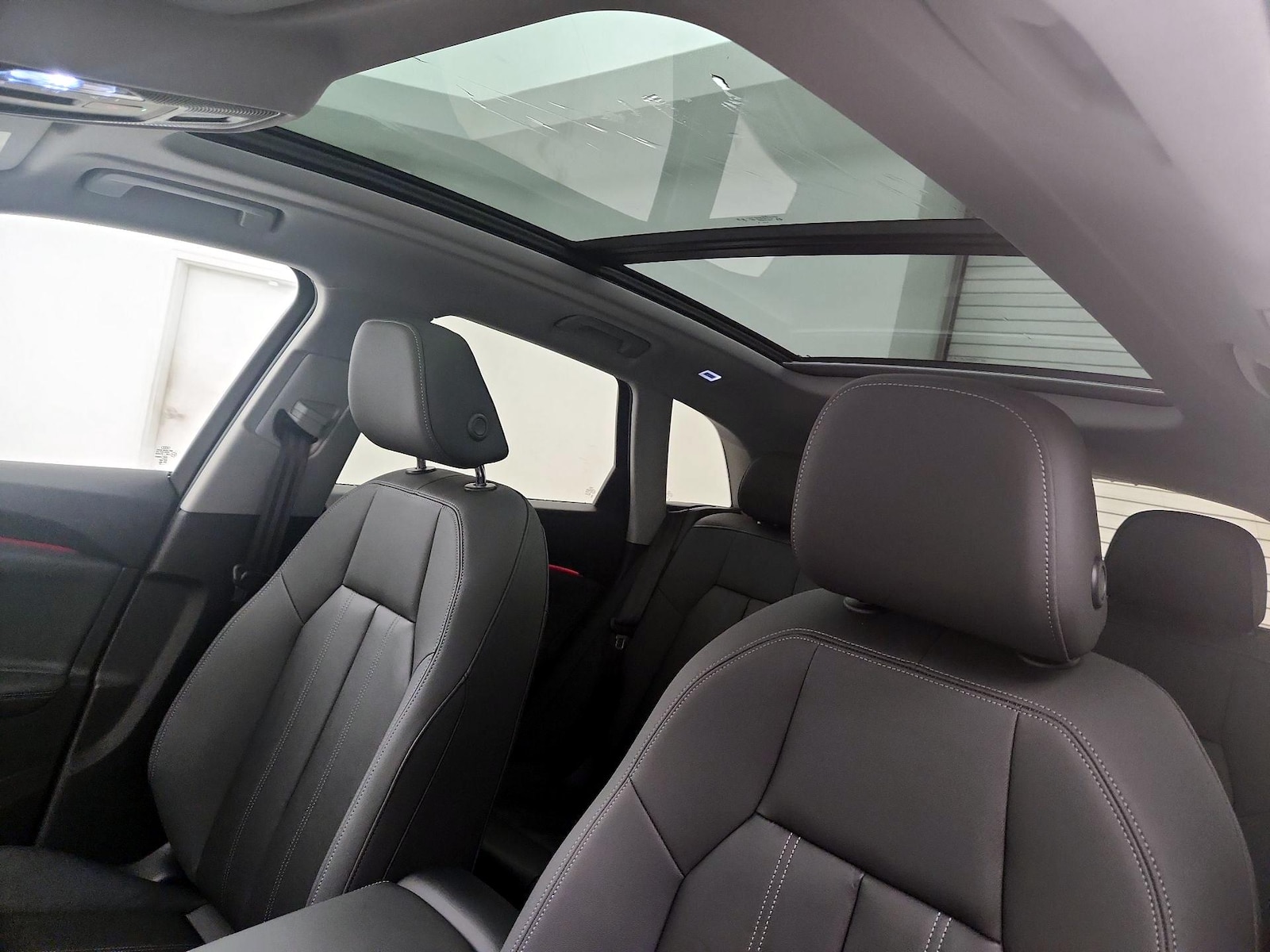 2025 Audi Q5 Premium - Photo 18
