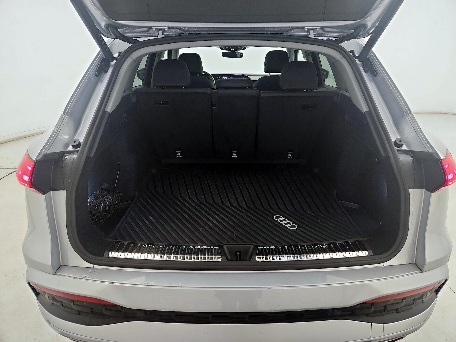 2025 Audi Q5 Premium - Photo 20