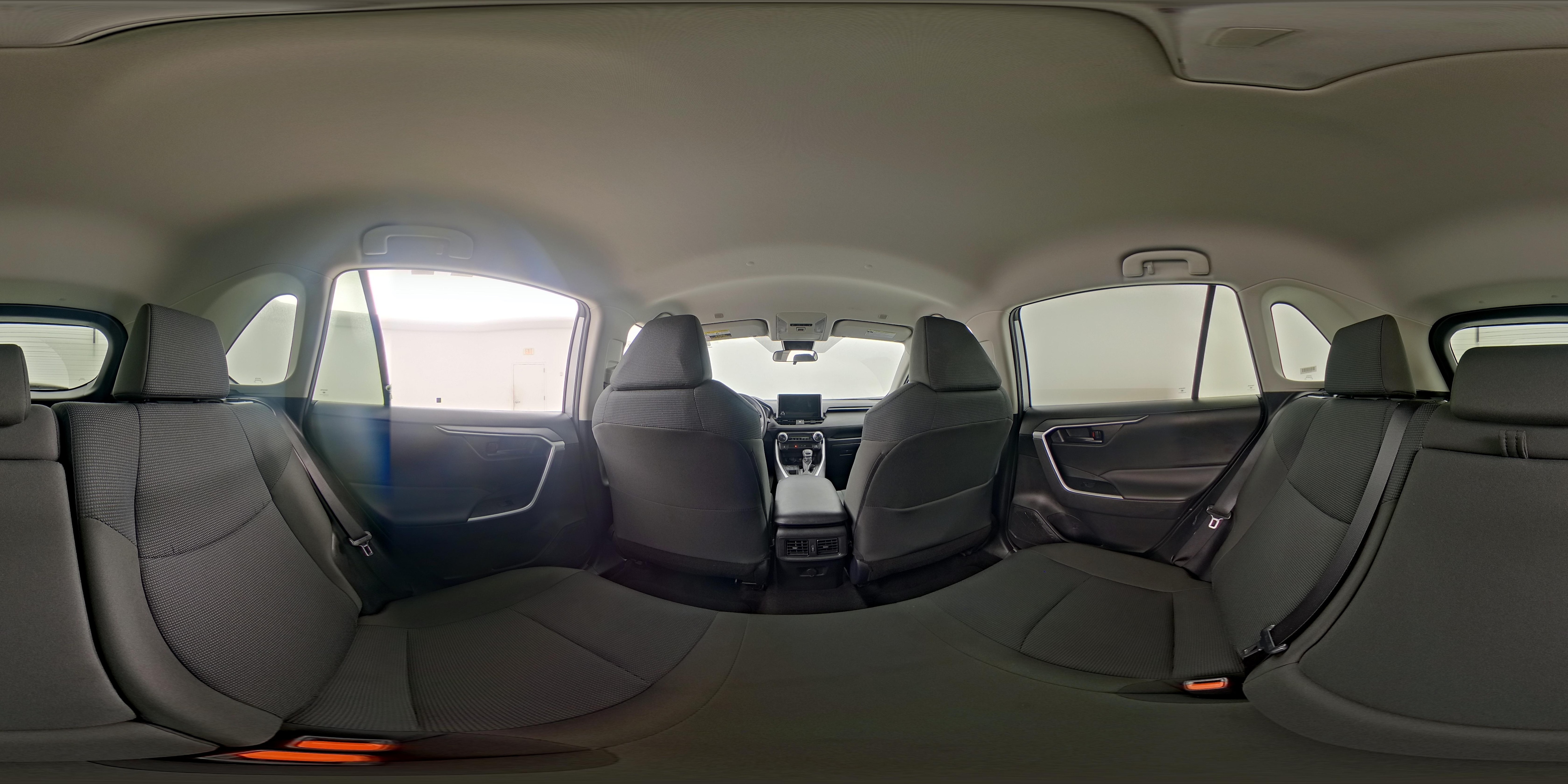 2025 Toyota RAV4 LE - Photo 25