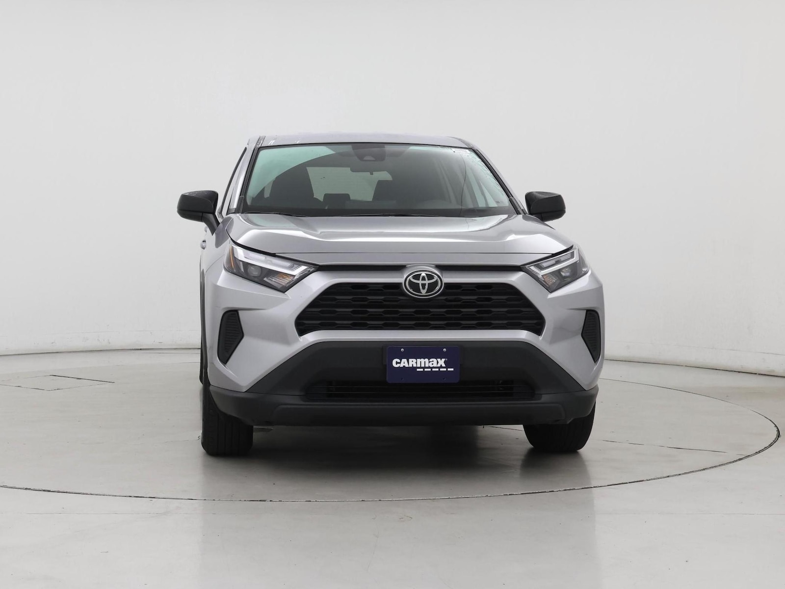 2025 Toyota RAV4 LE - Photo 6