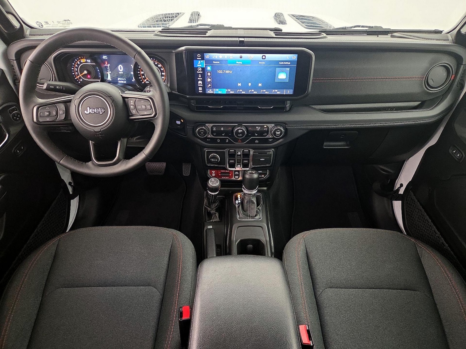 Apple CarPlay® & Android Auto™