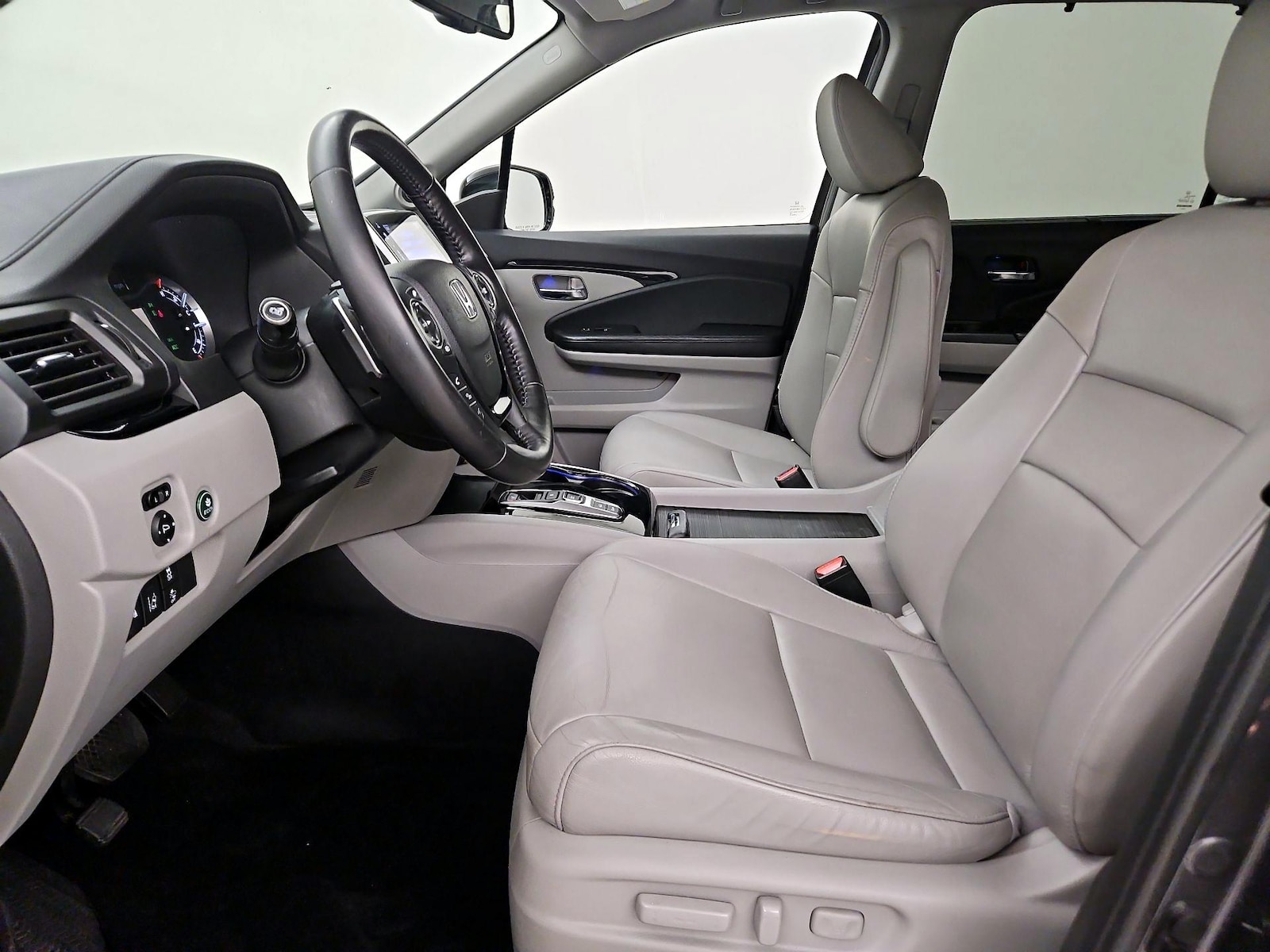 2018 Honda Pilot Touring - Photo 12