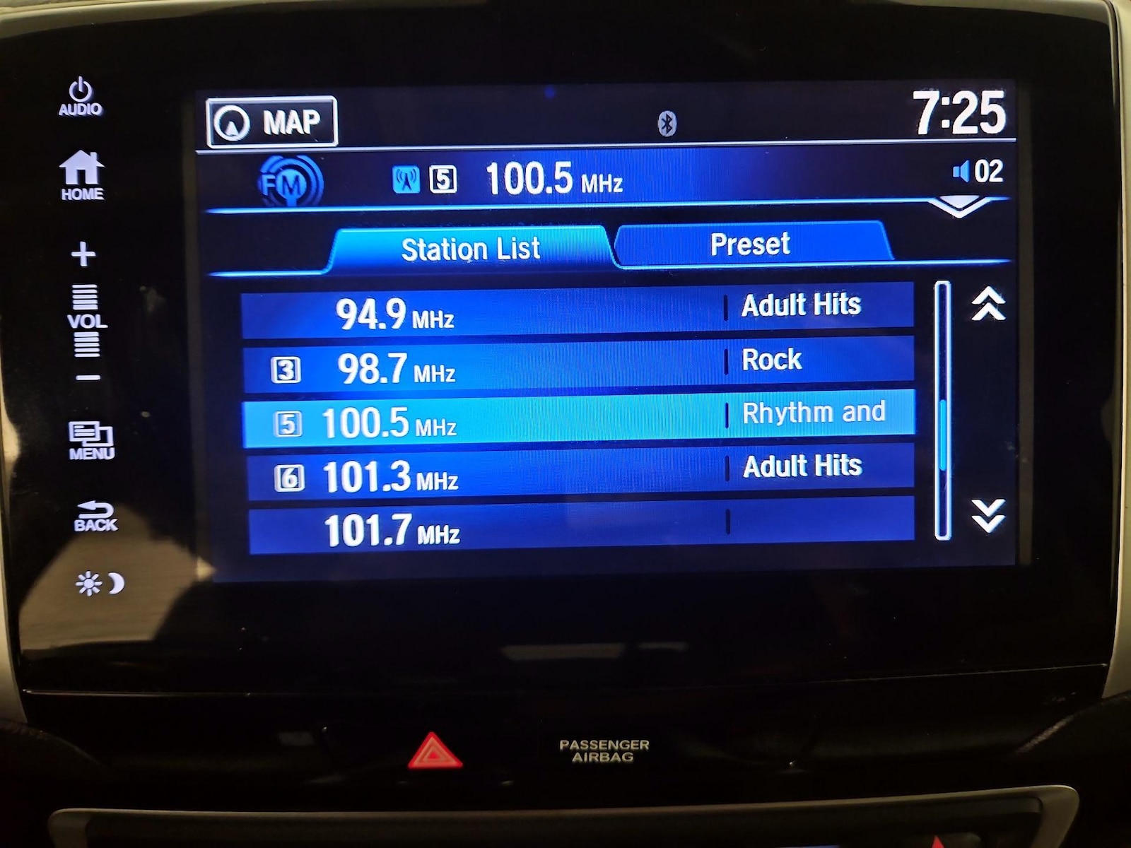 2018 Honda Pilot Touring - Photo 17