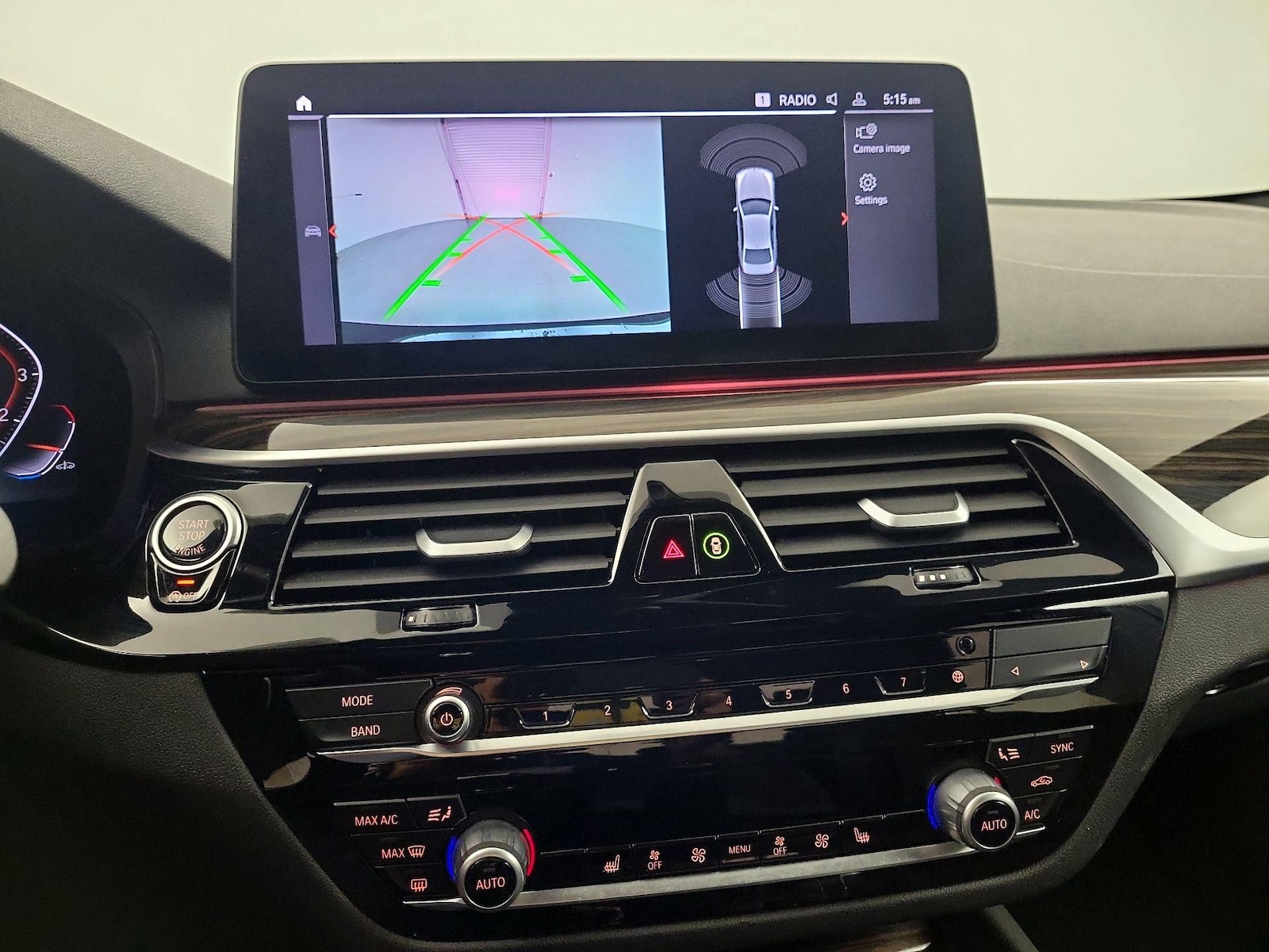 2023 BMW 5 Series 530i - Photo 13