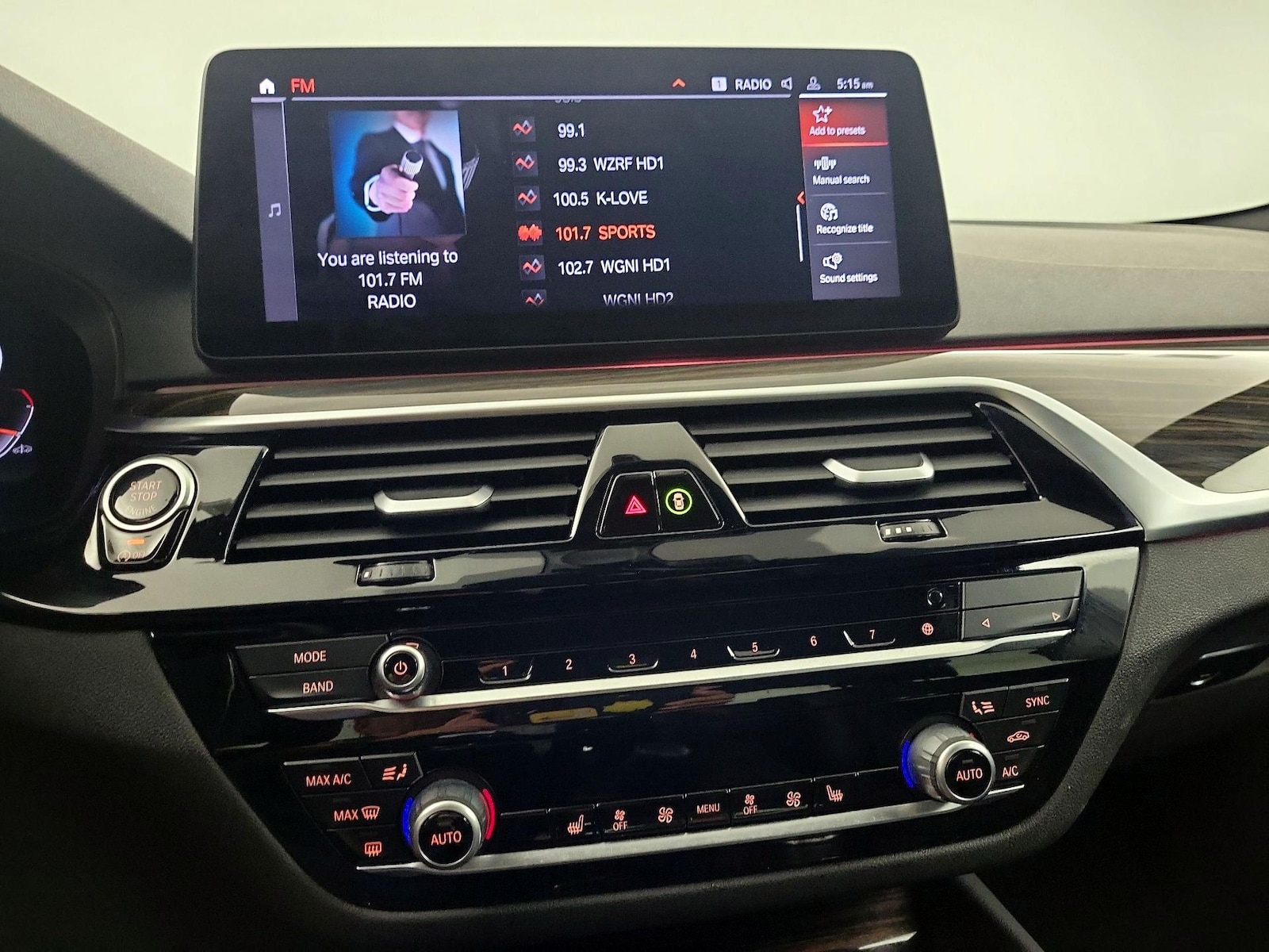 2023 BMW 5 Series 530i - Photo 15
