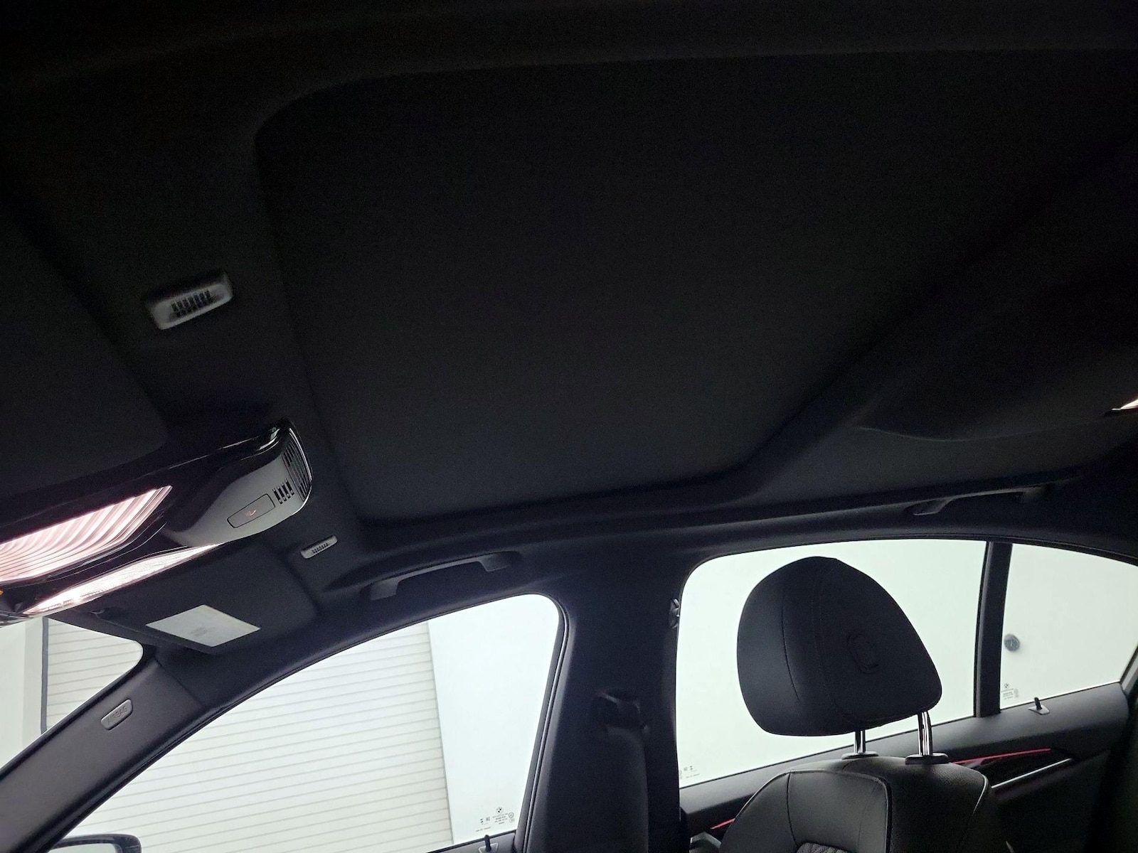 2023 BMW 5 Series 530i - Photo 17