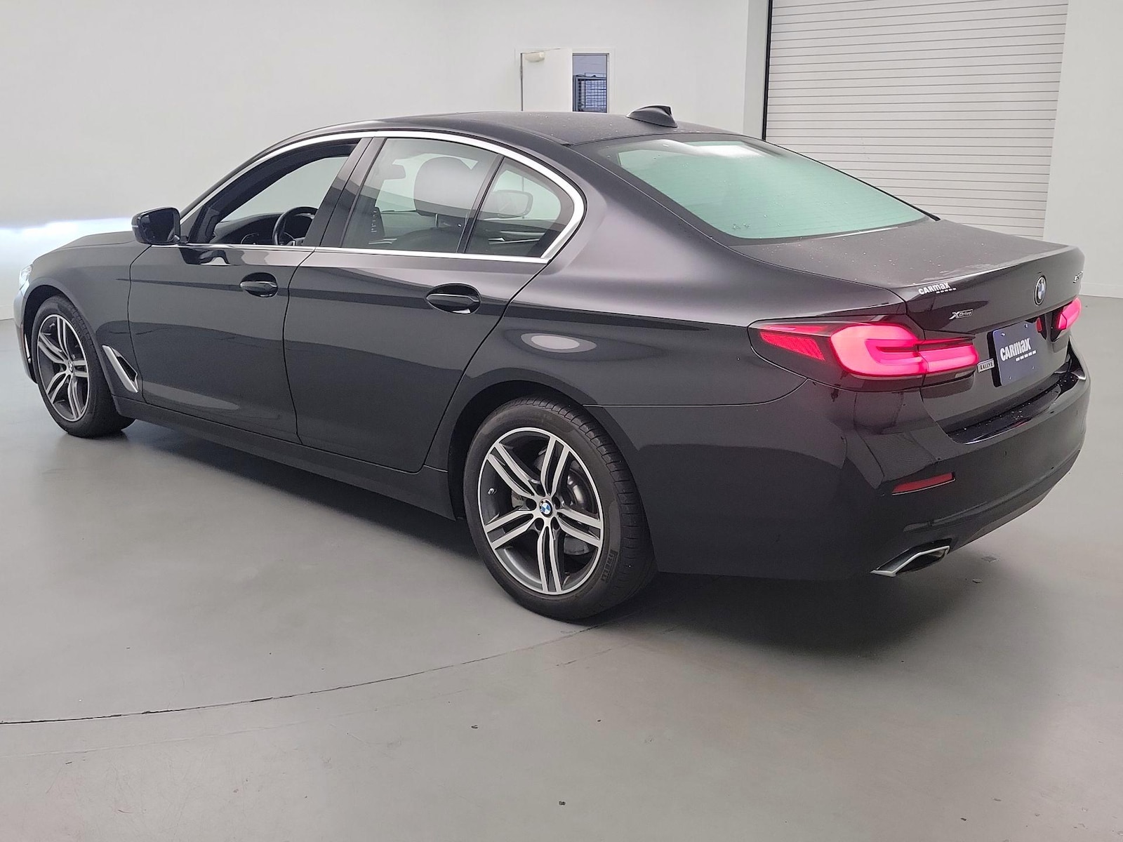 2023 BMW 5 Series 530i - Photo 7