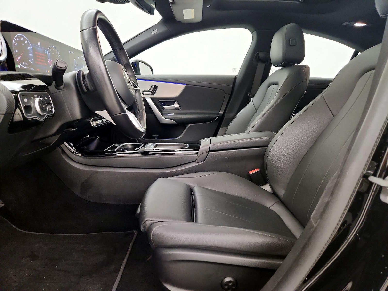 Power Seat(s) & Side Airbags