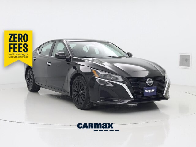 Black 2025 Nissan Altima Sedan Front-Wheel Drive Automatic