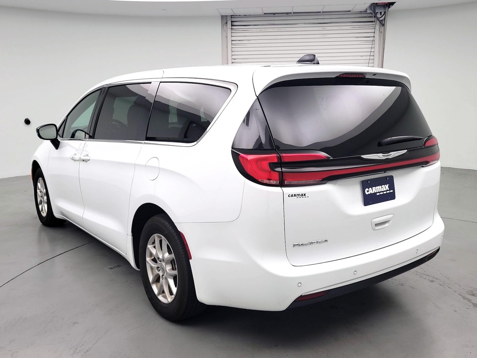 2025 Chrysler Pacifica Select - Photo 7