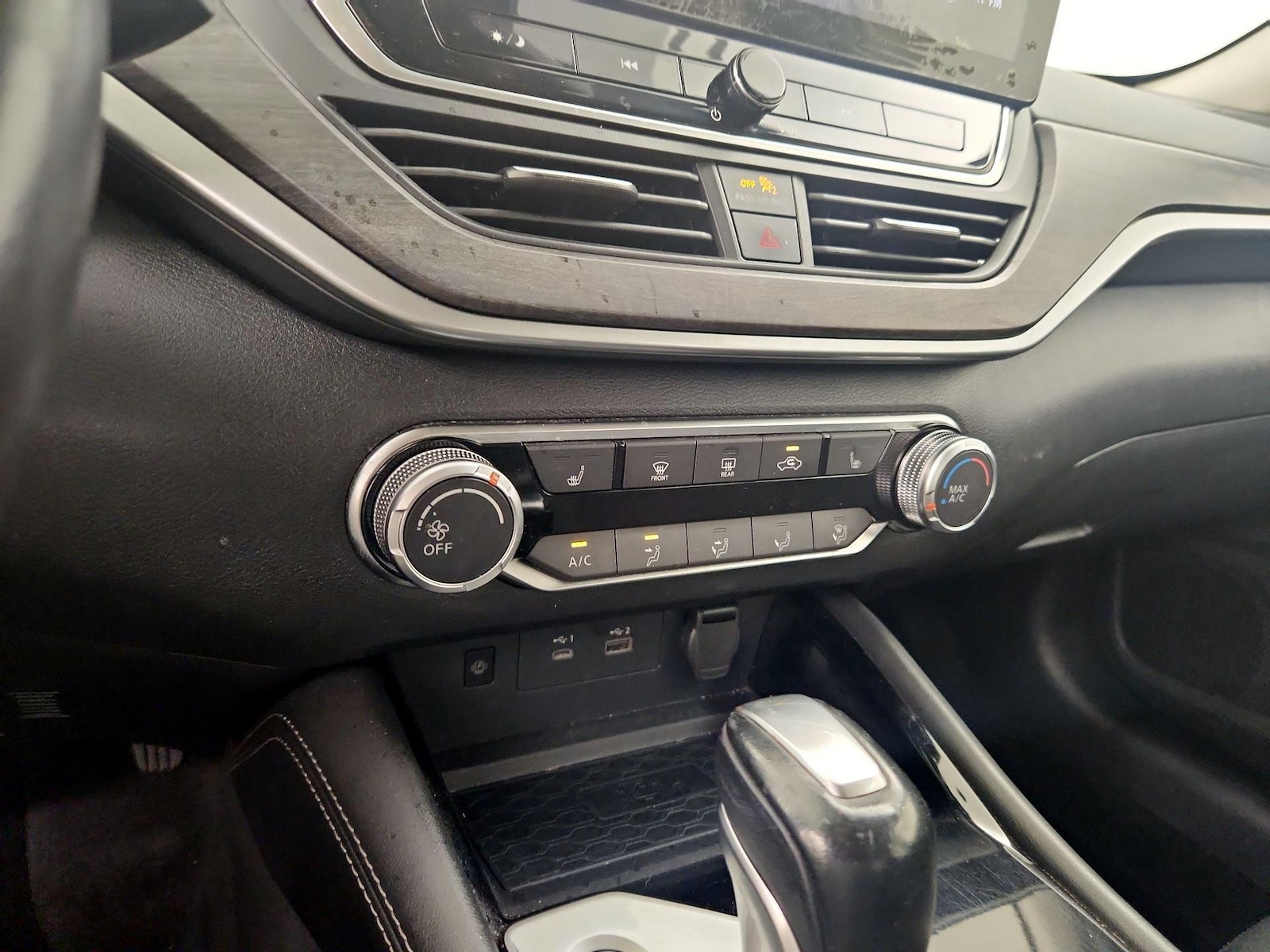 2024 Nissan Altima SV - Photo 18