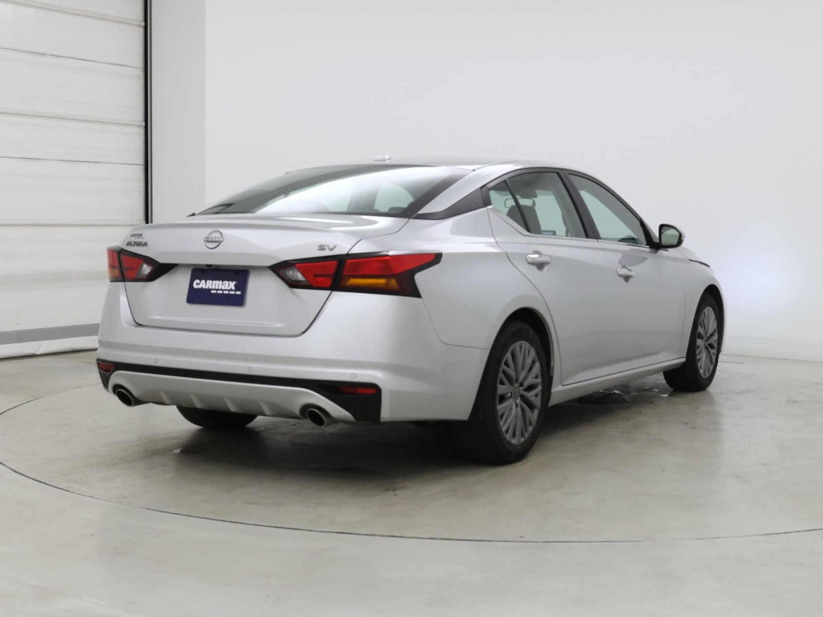 2024 Nissan Altima SV - Photo 9