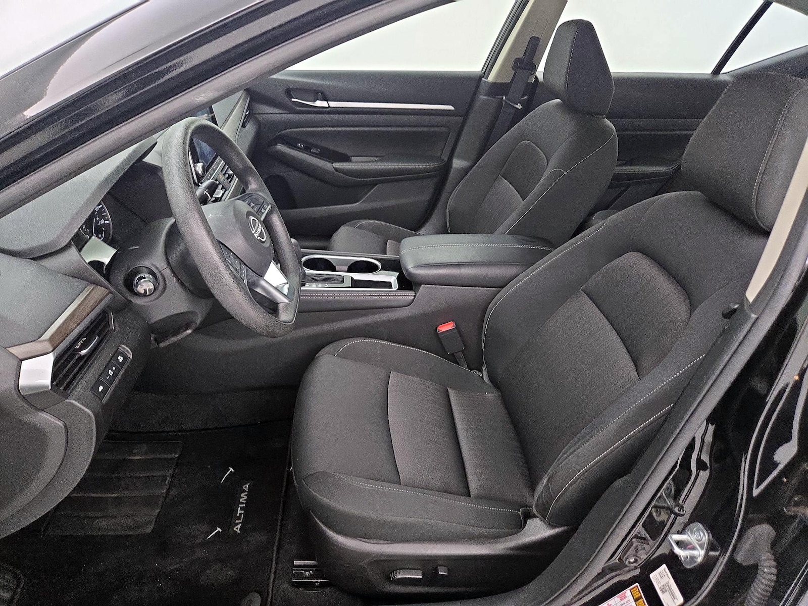 2023 Nissan Altima SV - Photo 12