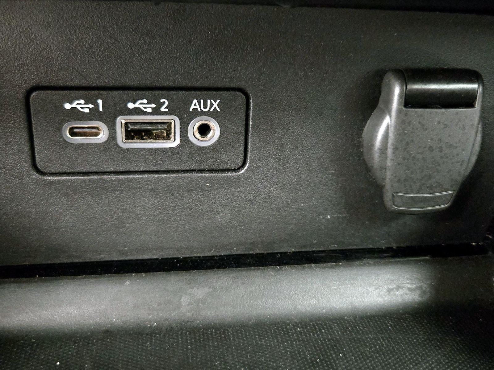 2023 Nissan Altima SV - Photo 19