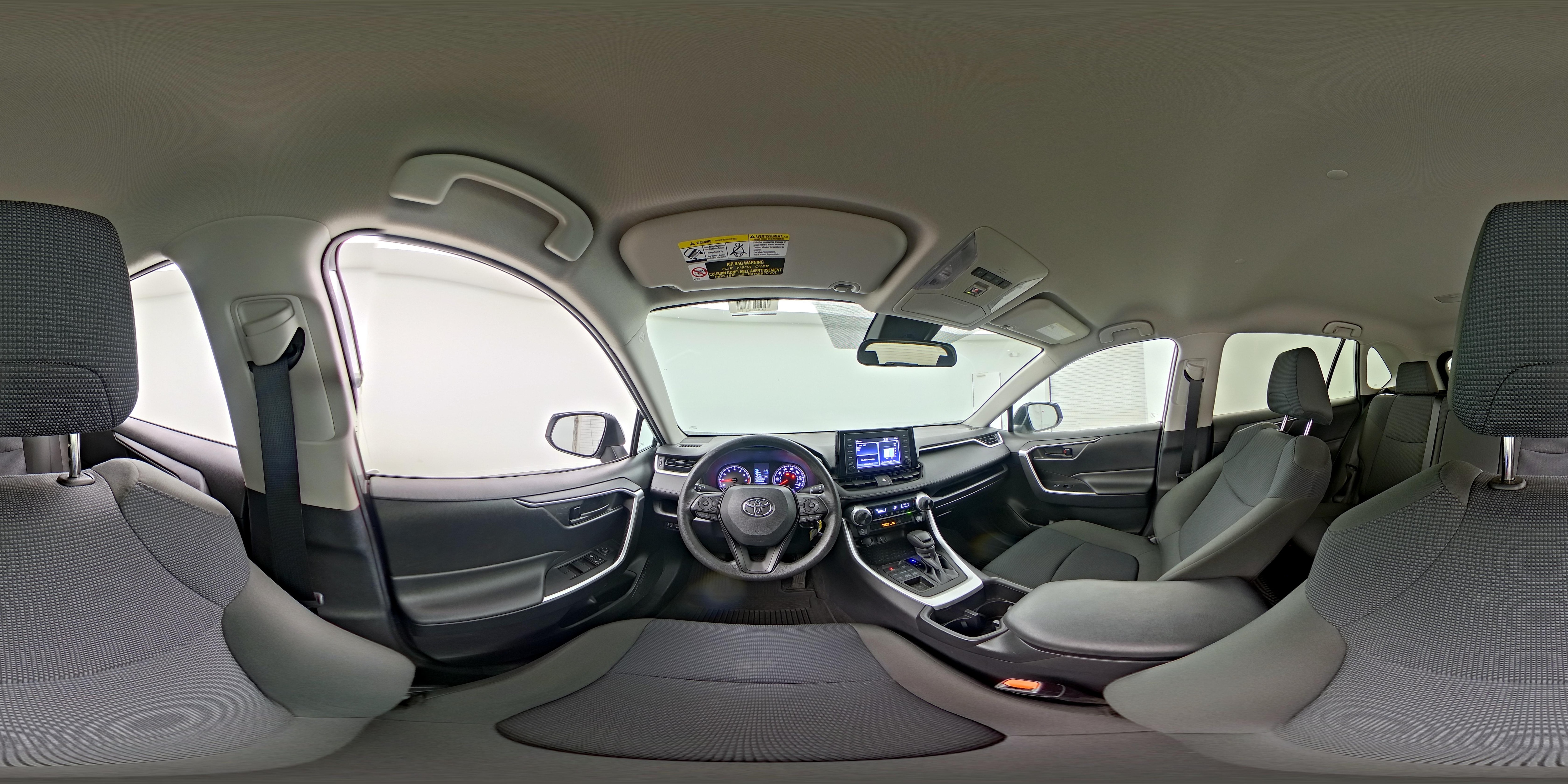 2022 Toyota RAV4 LE - Photo 24